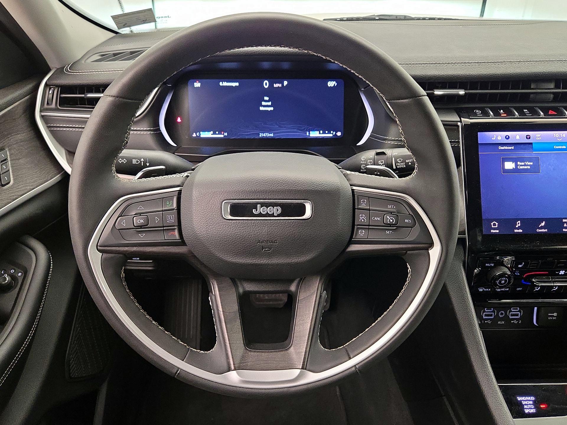 Thumbnail: 2023 Jeep Grand Cherokee - 10