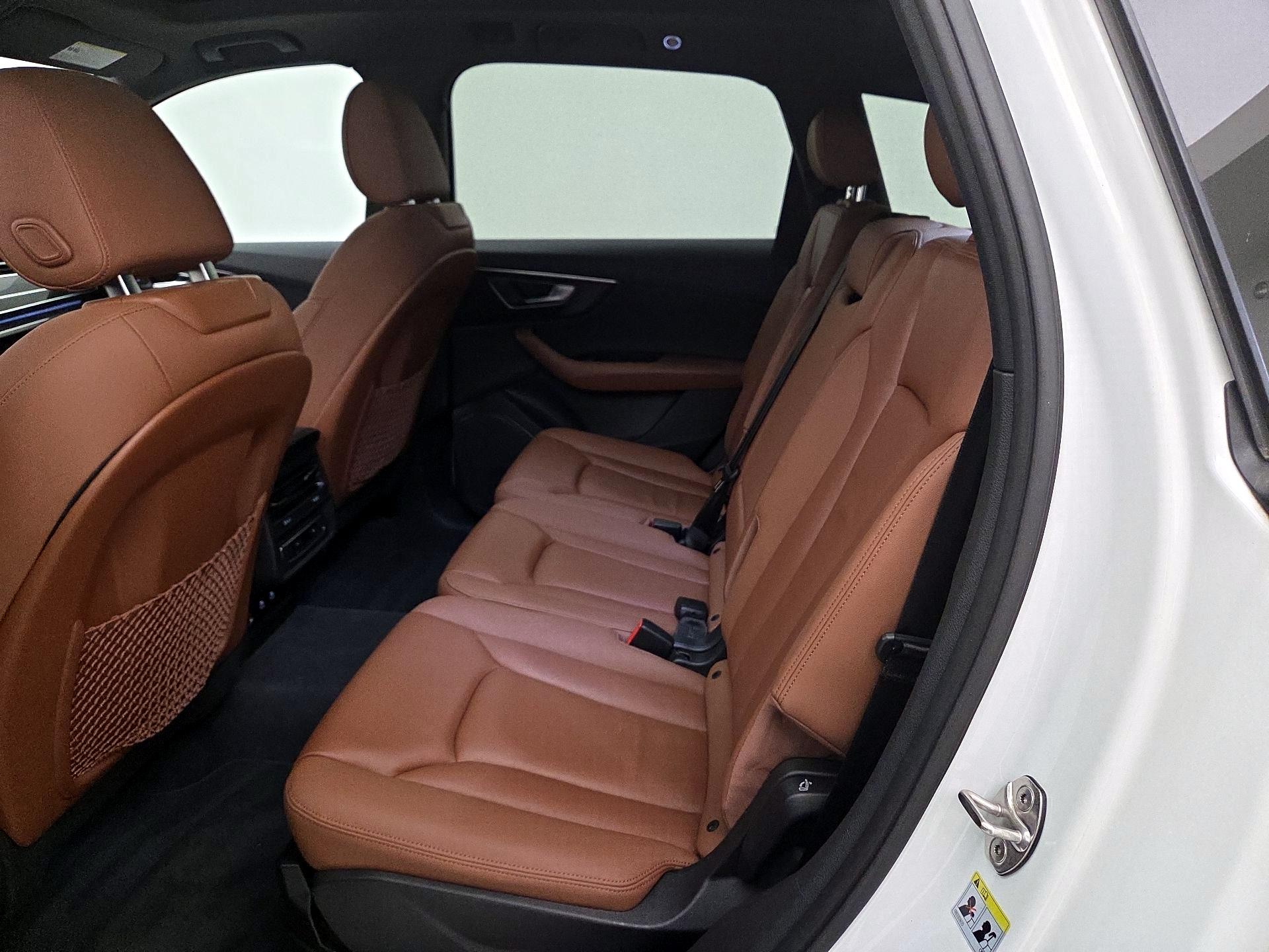 Thumbnail: 2023 Audi Q7 - 19