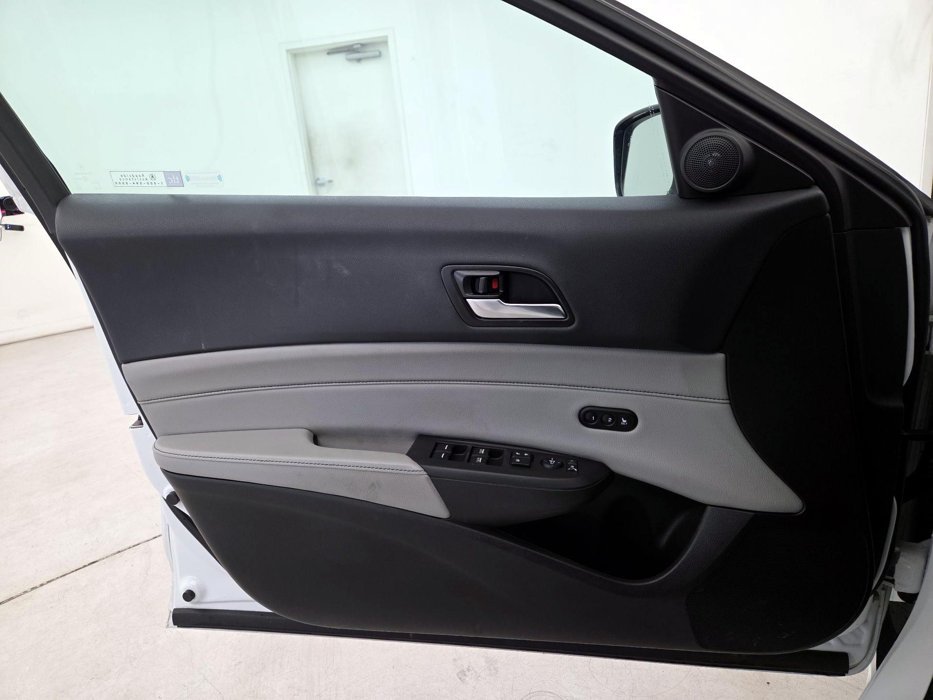 Thumbnail: 2021 Acura ILX - 12