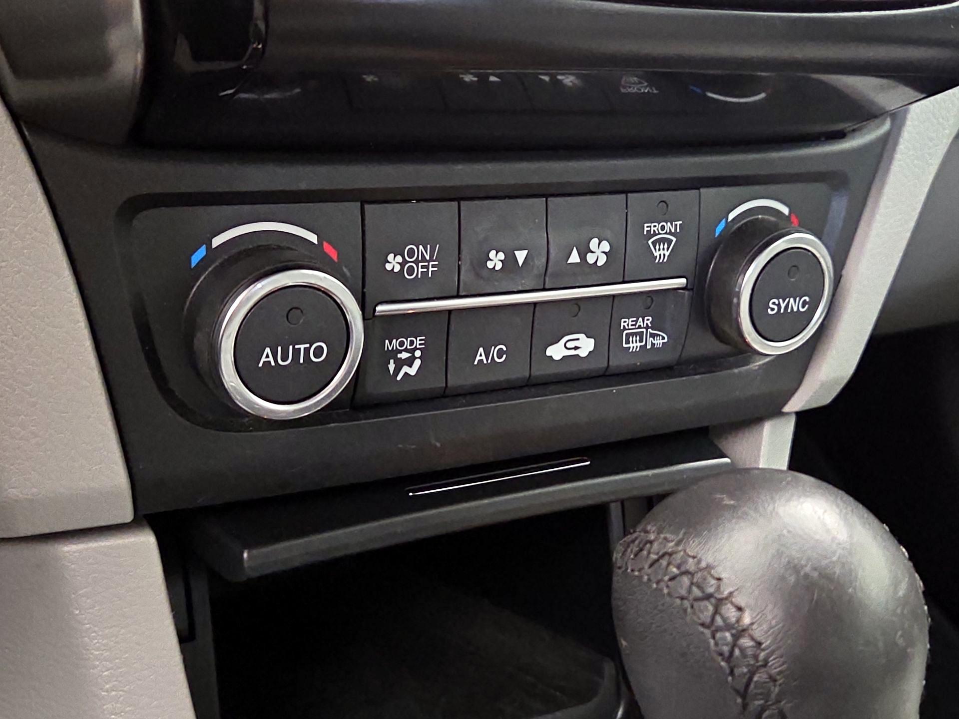 Thumbnail: 2021 Acura ILX - 16