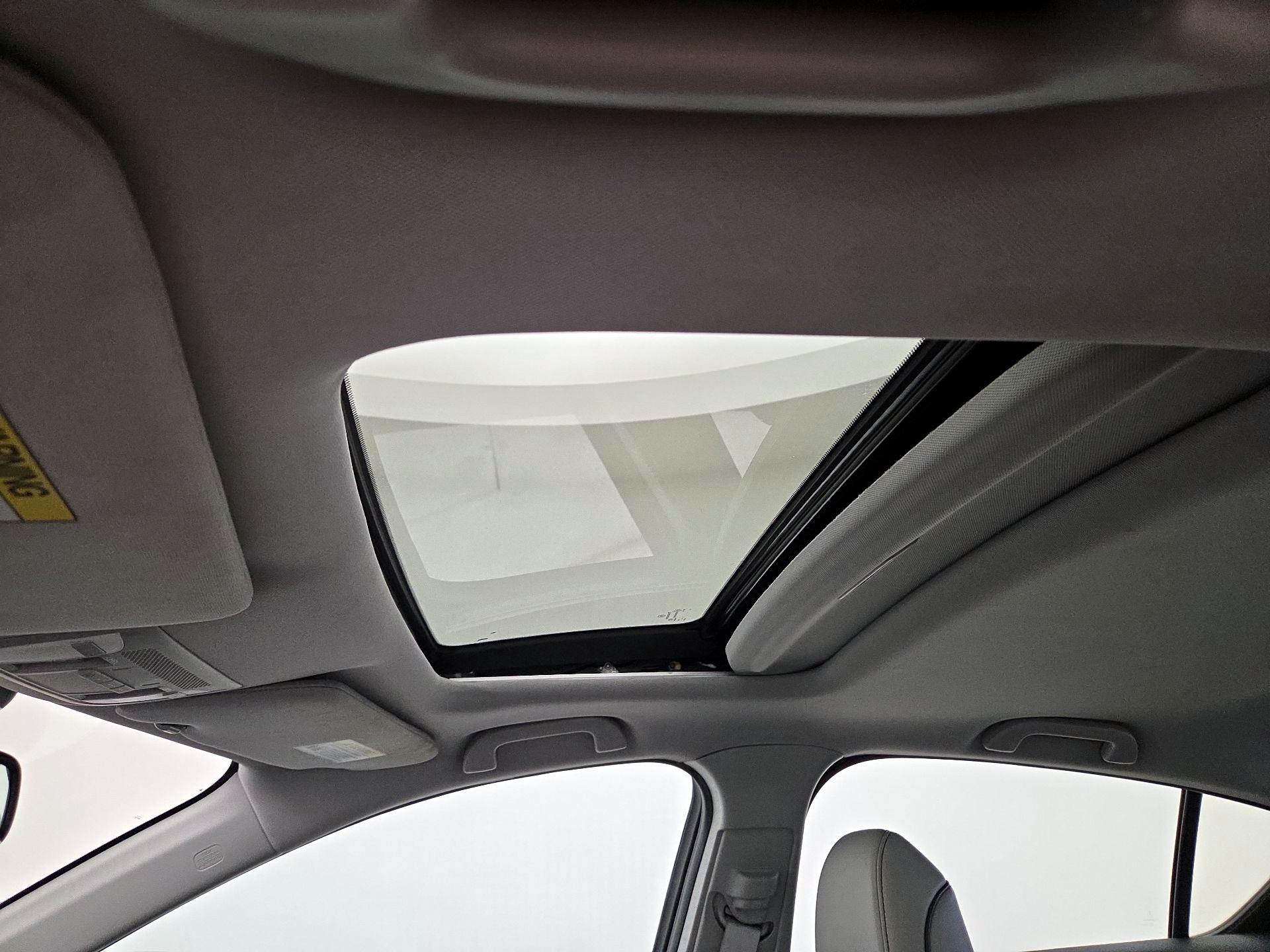 Thumbnail: 2021 Acura ILX - 19