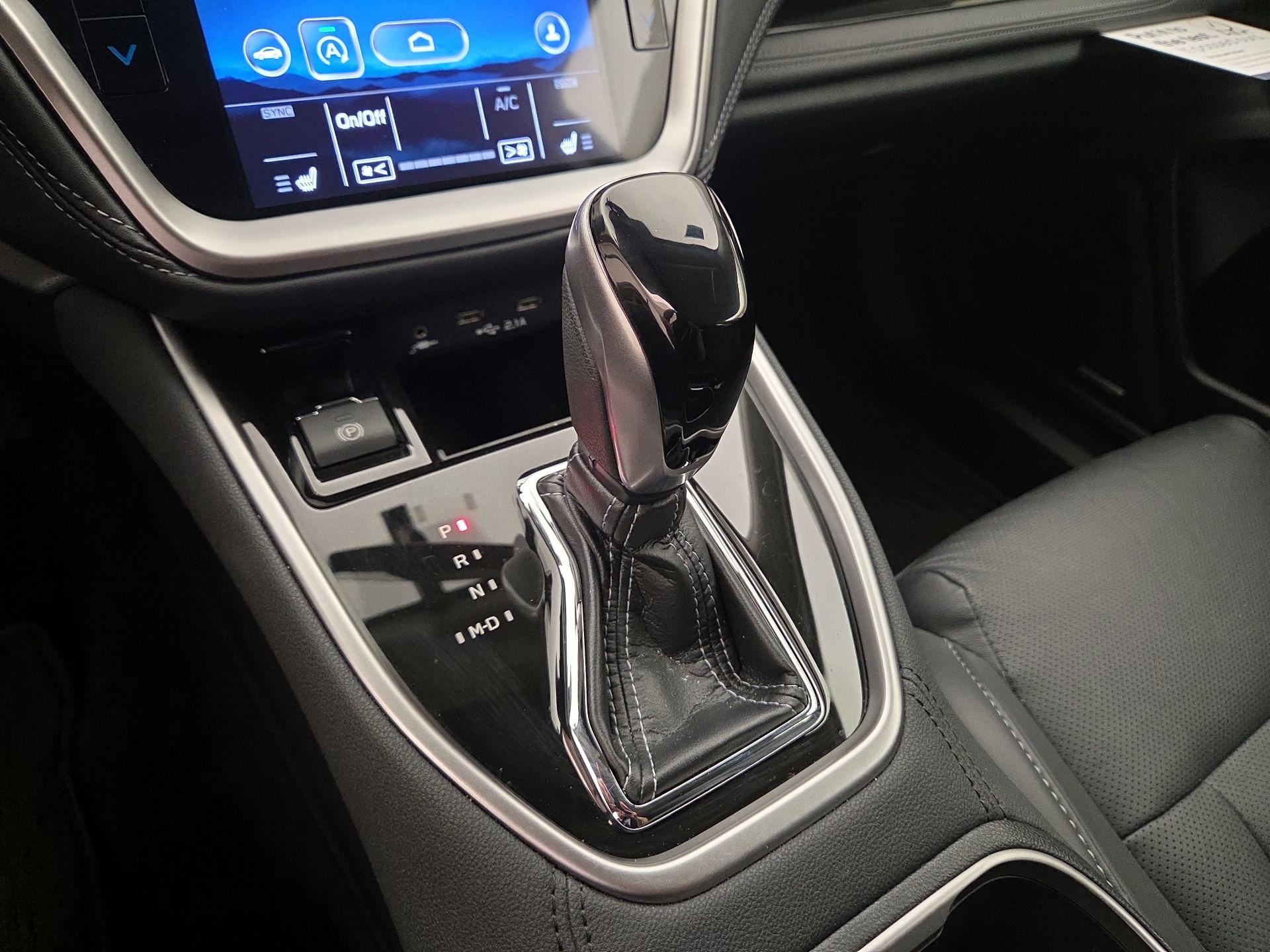 Thumbnail: 2022 Subaru Outback - 17