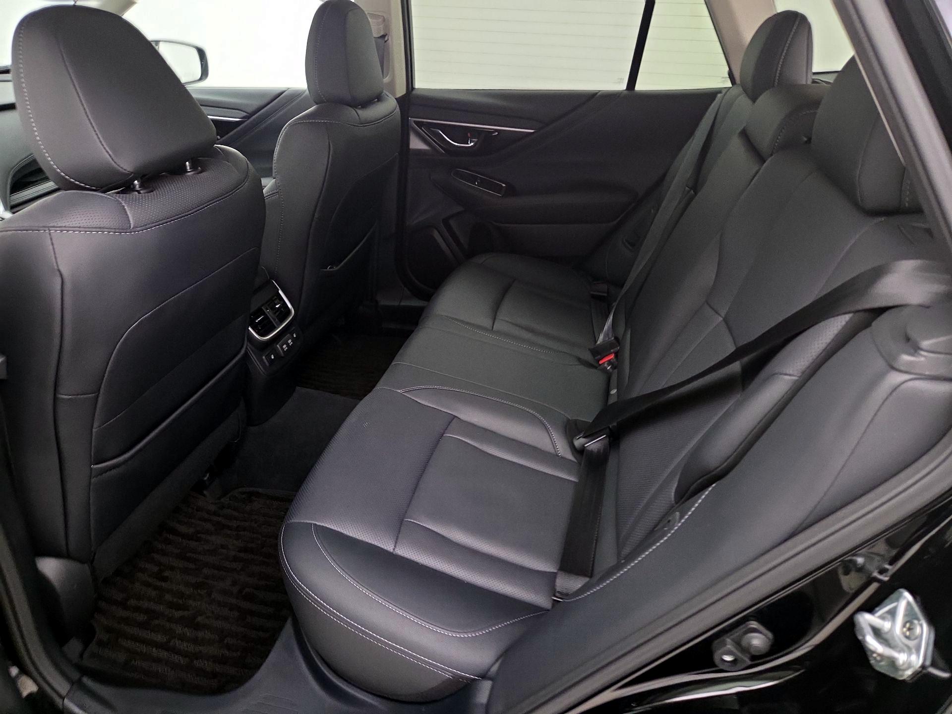 Thumbnail: 2022 Subaru Outback - 18