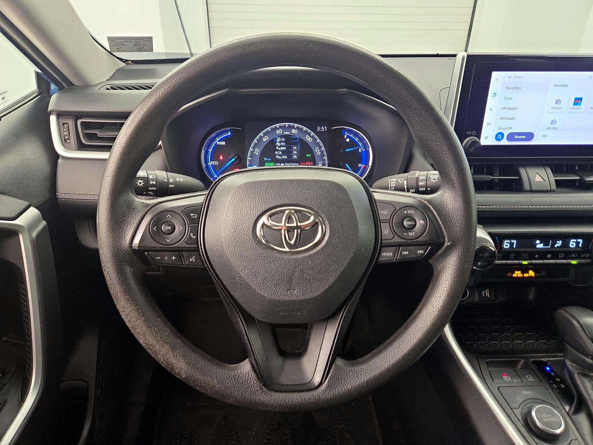 Thumbnail: 2023 Toyota RAV4 - 10