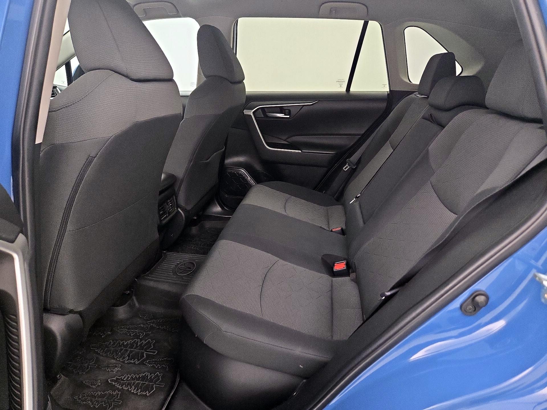 Thumbnail: 2023 Toyota RAV4 - 19