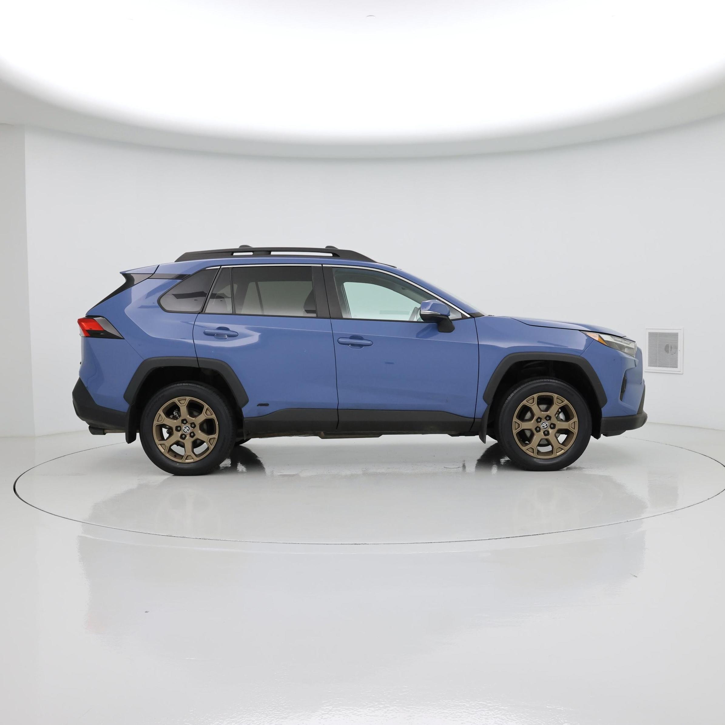 Thumbnail: 2023 Toyota RAV4 - 7