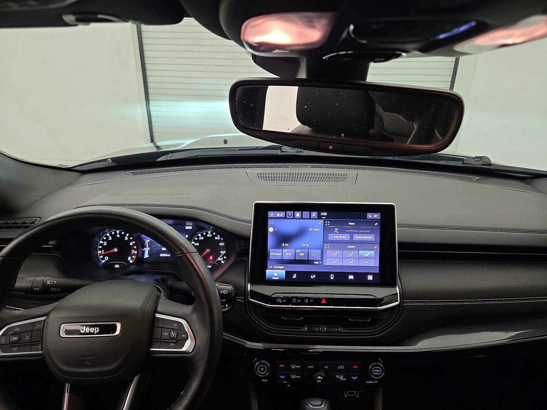 Thumbnail: 2022 Jeep Compass - 9