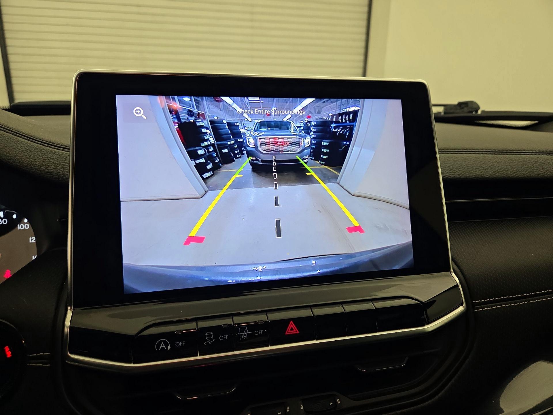 Thumbnail: 2022 Jeep Compass - 14