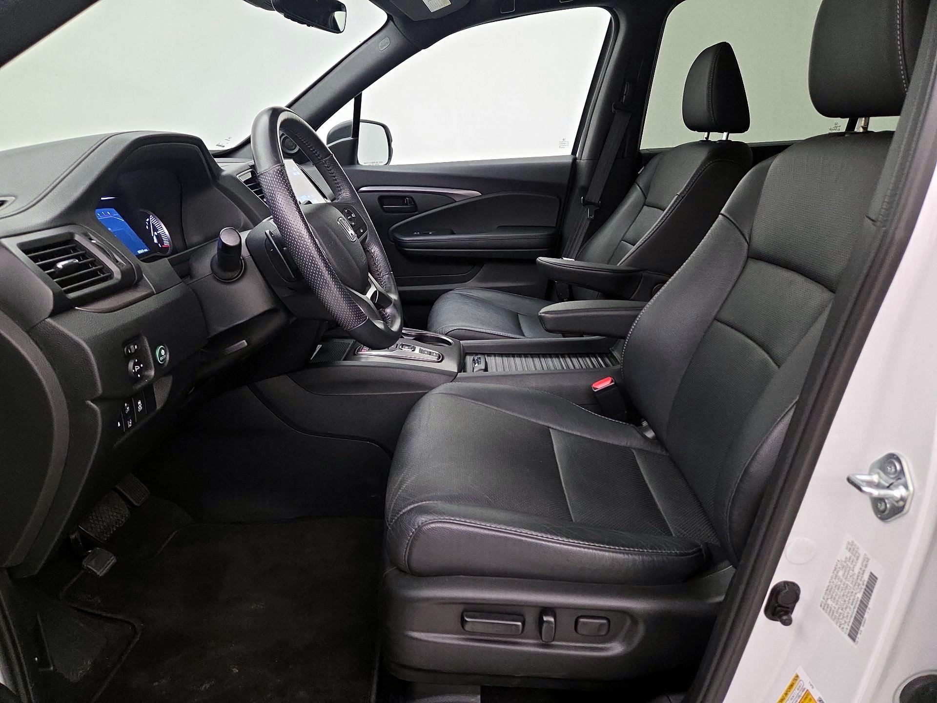 Thumbnail: 2023 Honda Passport - 11