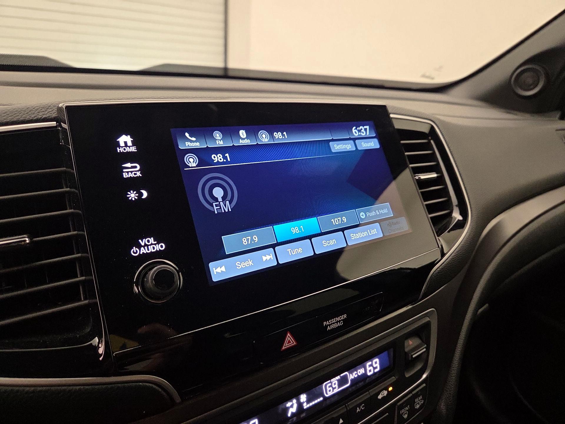 Thumbnail: 2023 Honda Passport - 15