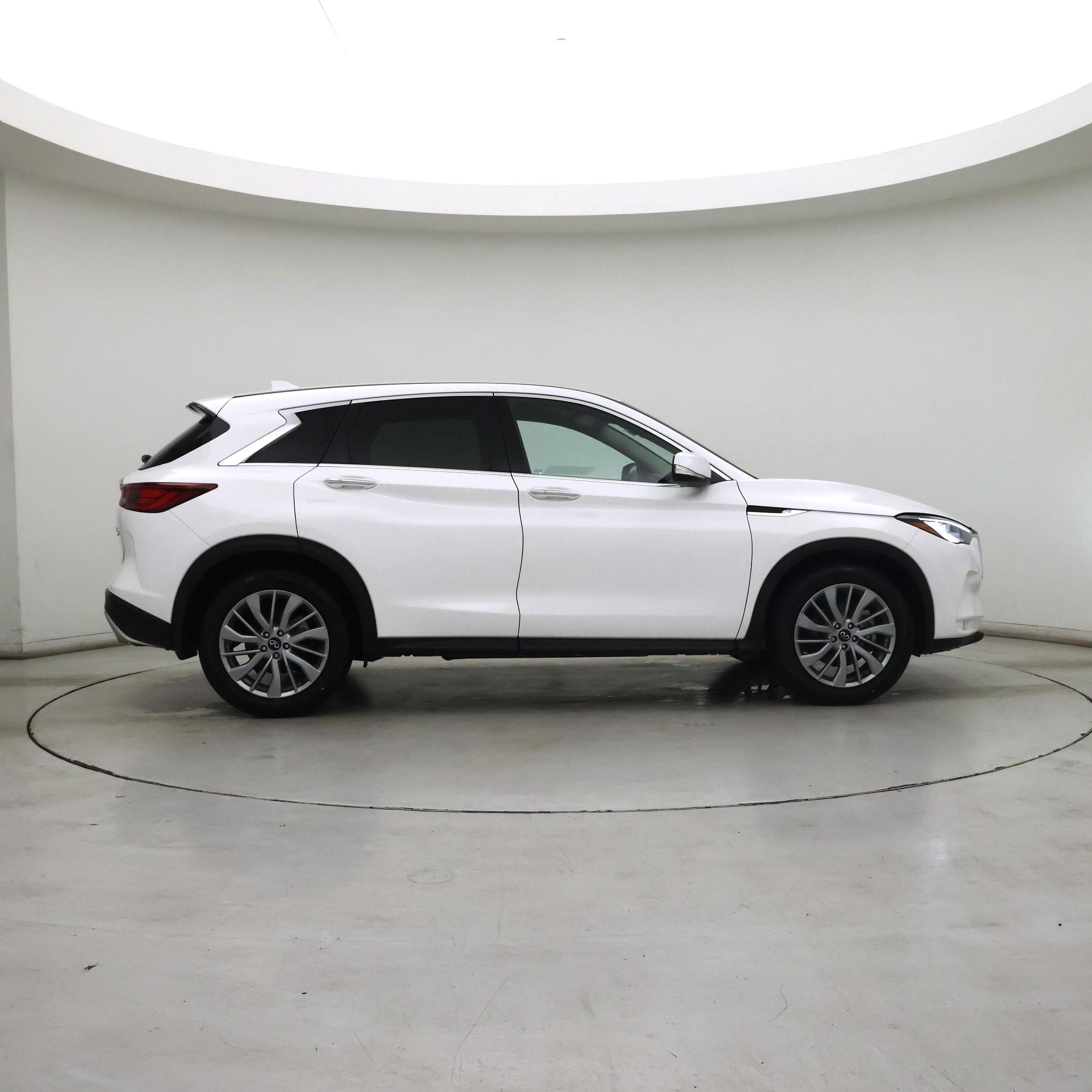 Thumbnail: 2023 INFINITI QX50 - 7