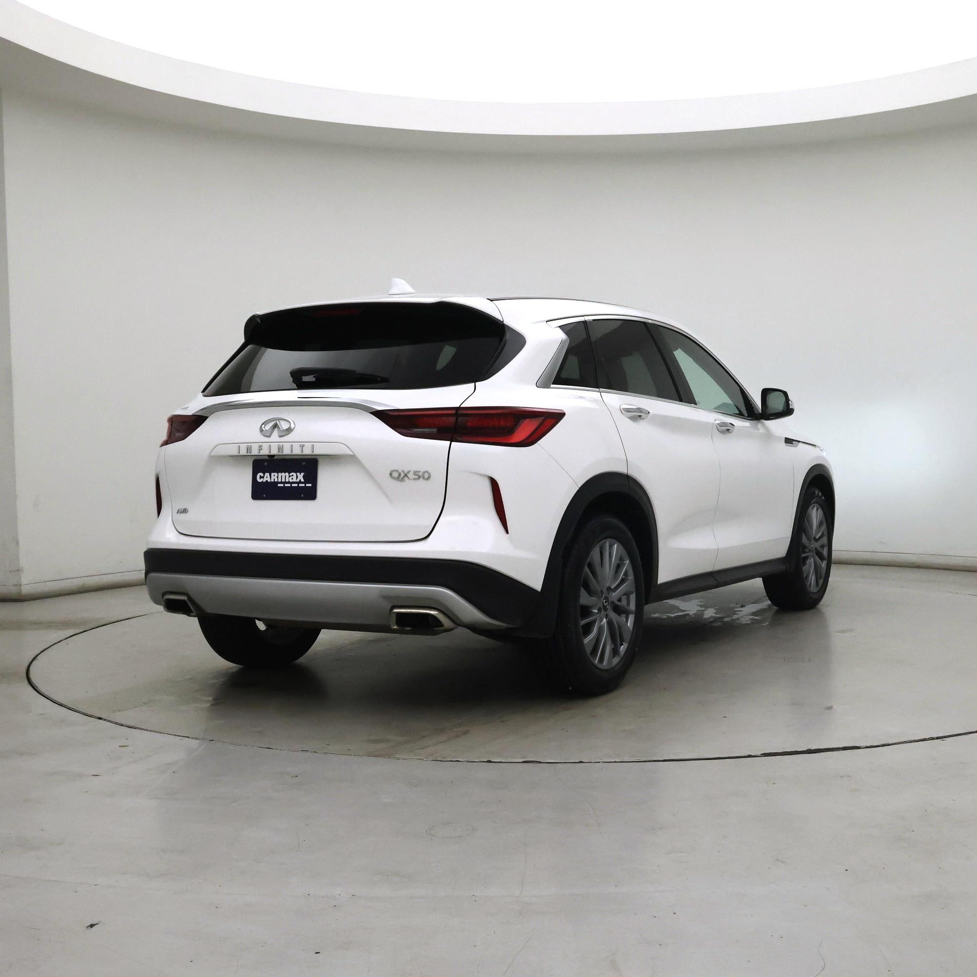 Thumbnail: 2023 INFINITI QX50 - 8