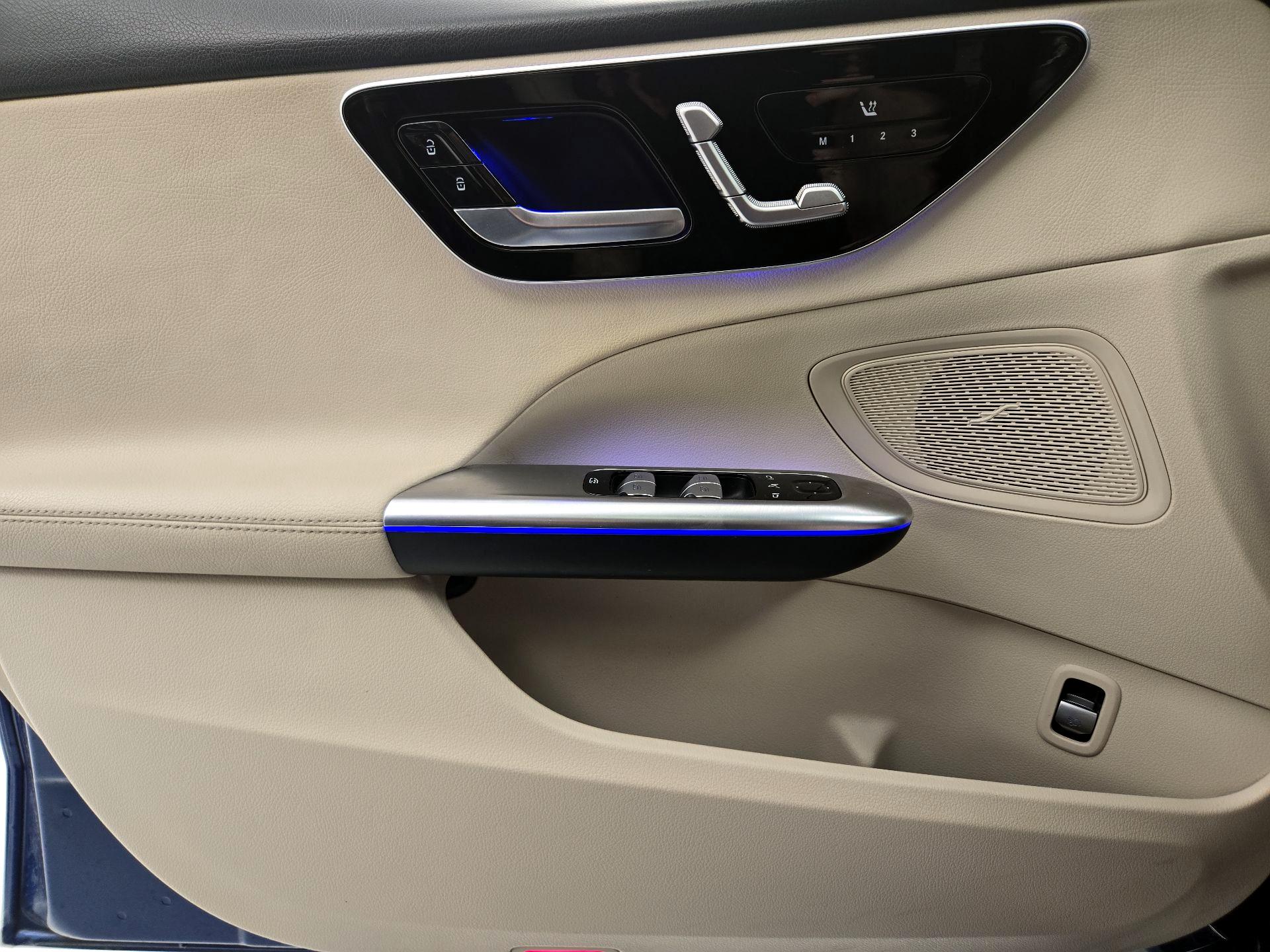 Thumbnail: 2022 Mercedes-Benz C-Class - 12