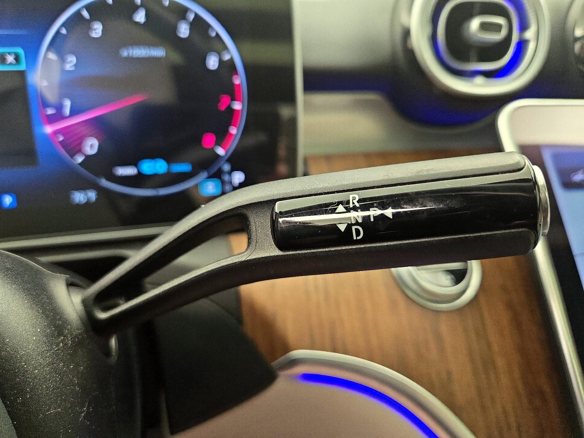 Thumbnail: 2022 Mercedes-Benz C-Class - 18