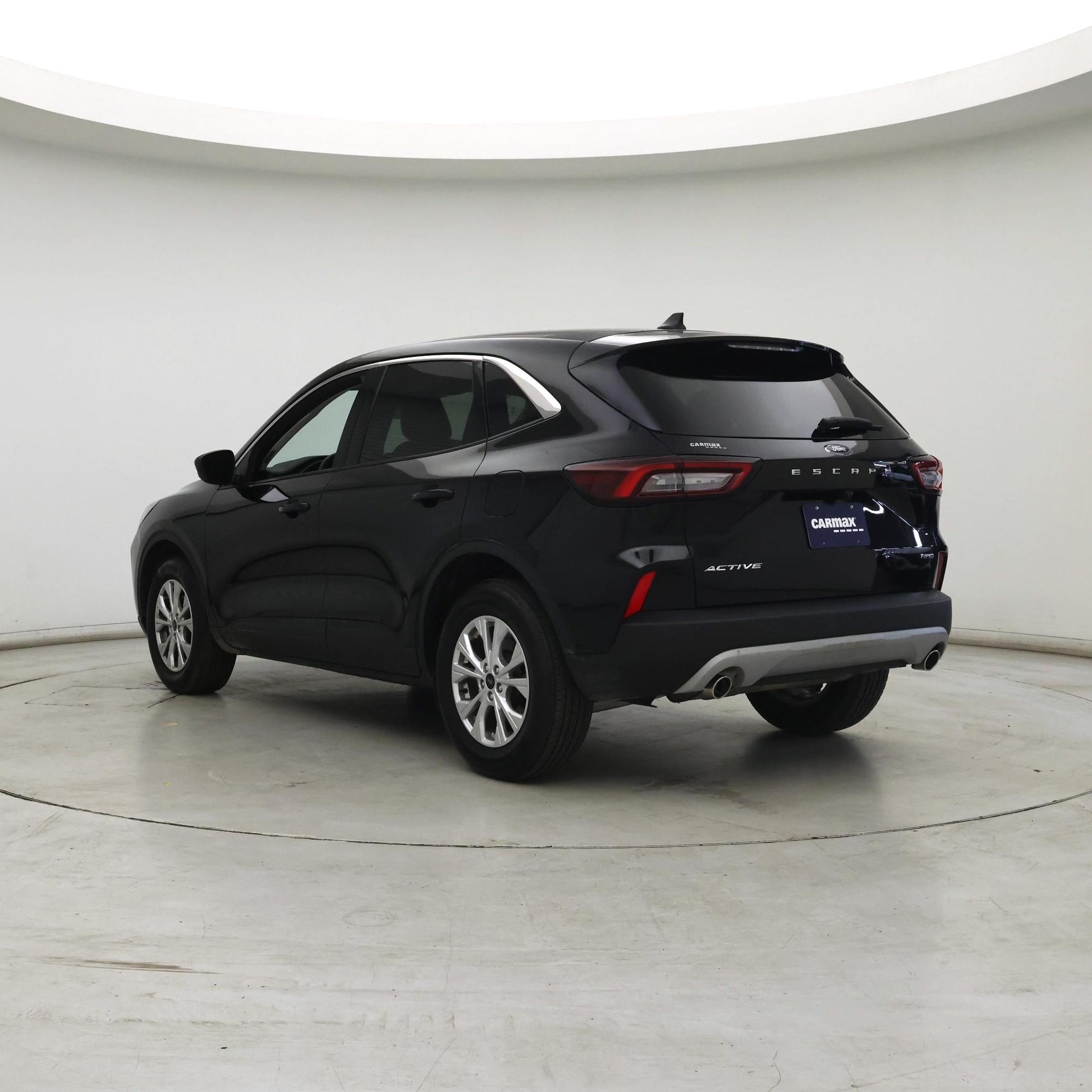 Thumbnail: 2023 Ford Escape - 2