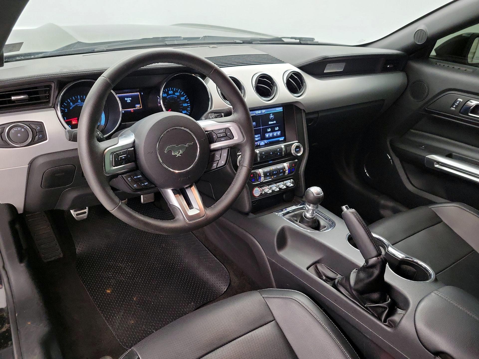 Thumbnail: 2015 Ford Mustang - 9