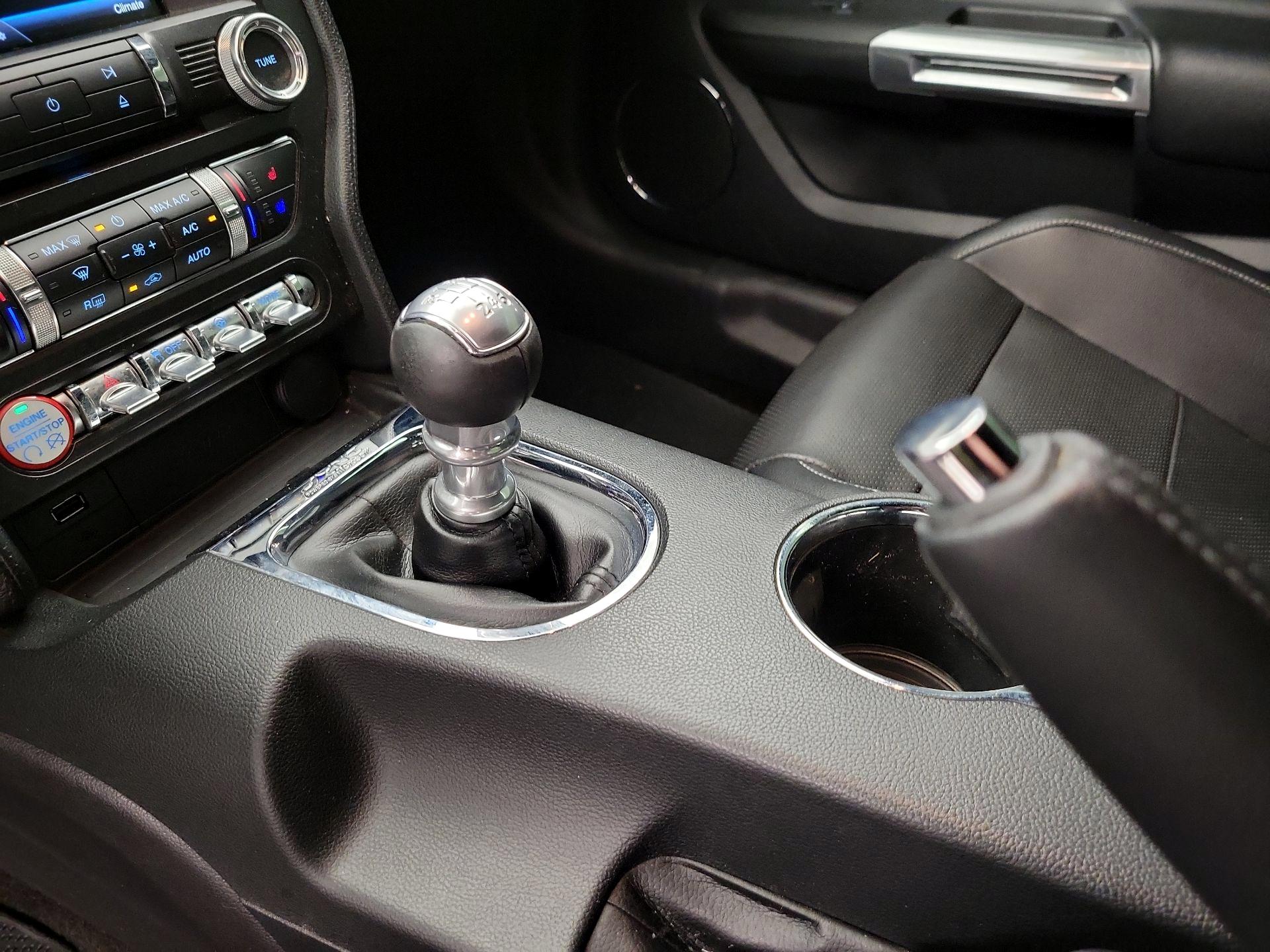 Thumbnail: 2015 Ford Mustang - 17