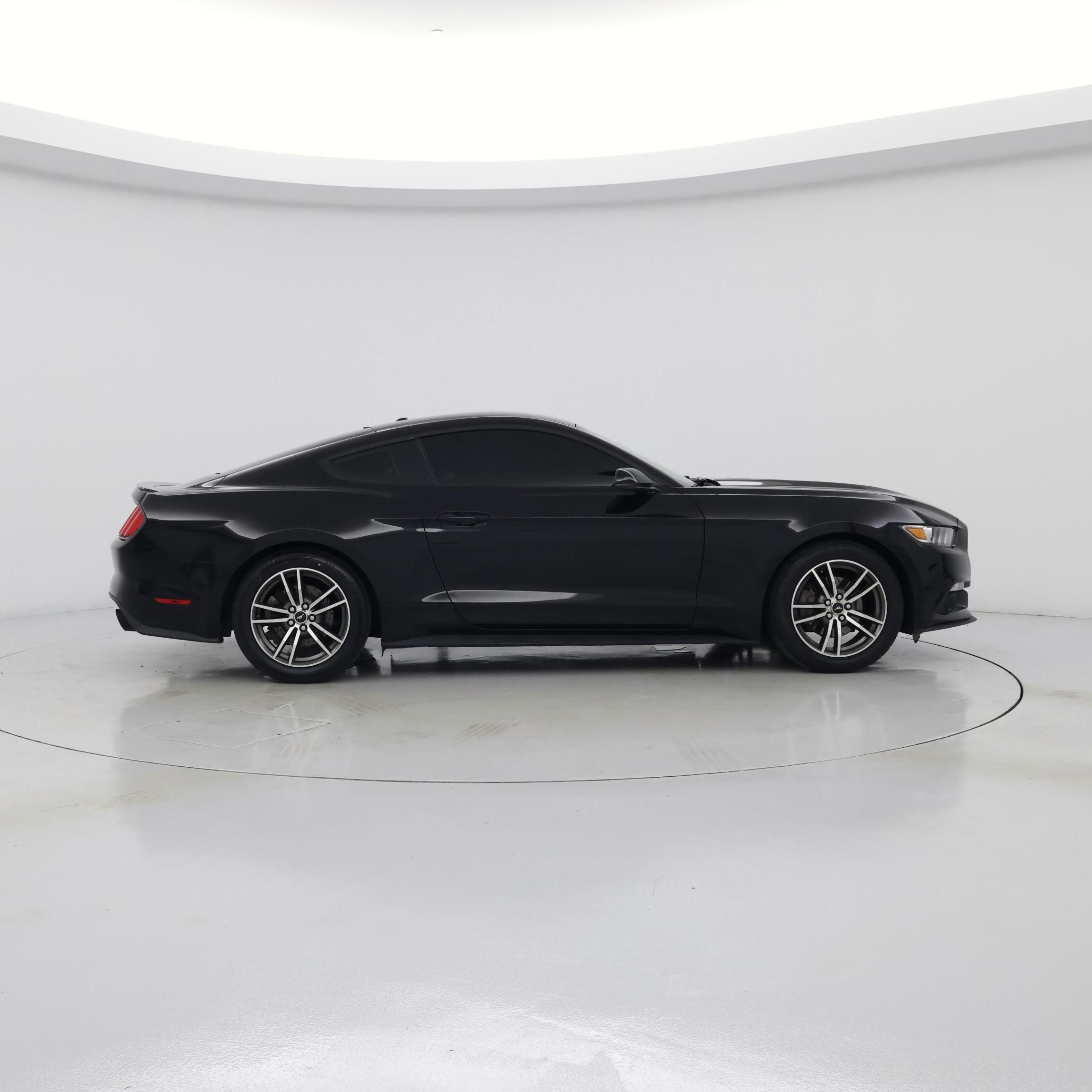 Thumbnail: 2015 Ford Mustang - 7