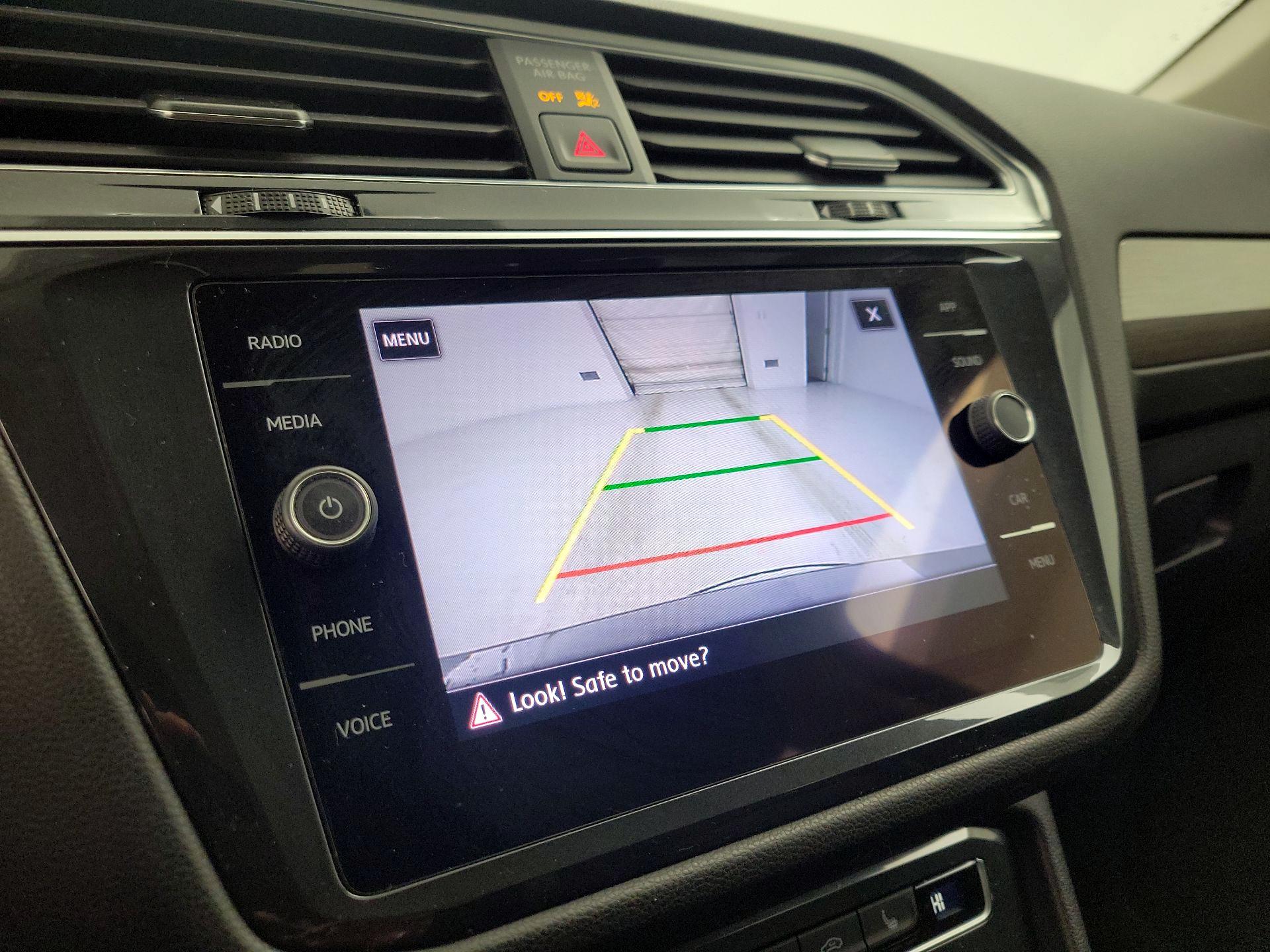 Thumbnail: 2019 Volkswagen Tiguan - 14