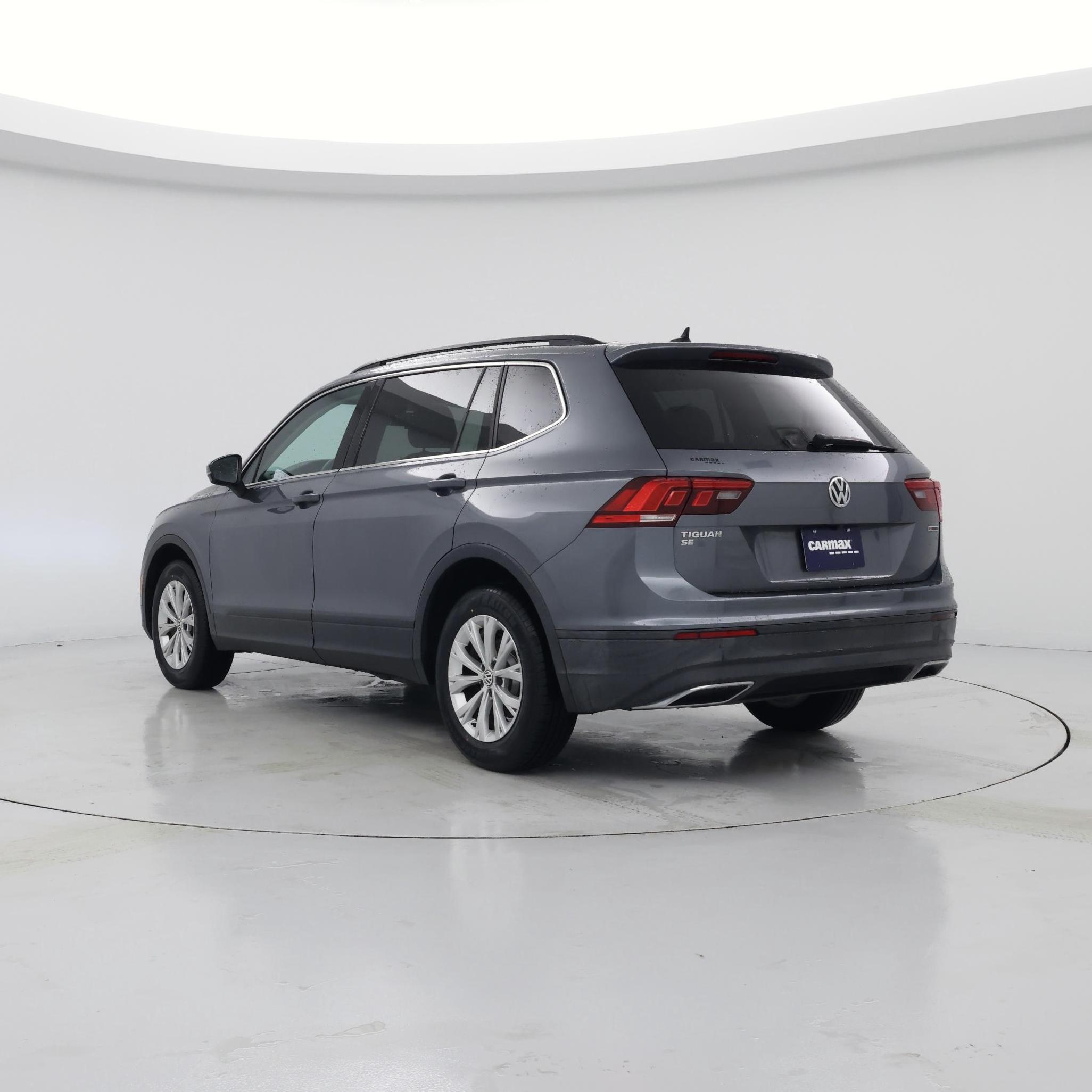 Thumbnail: 2019 Volkswagen Tiguan - 2