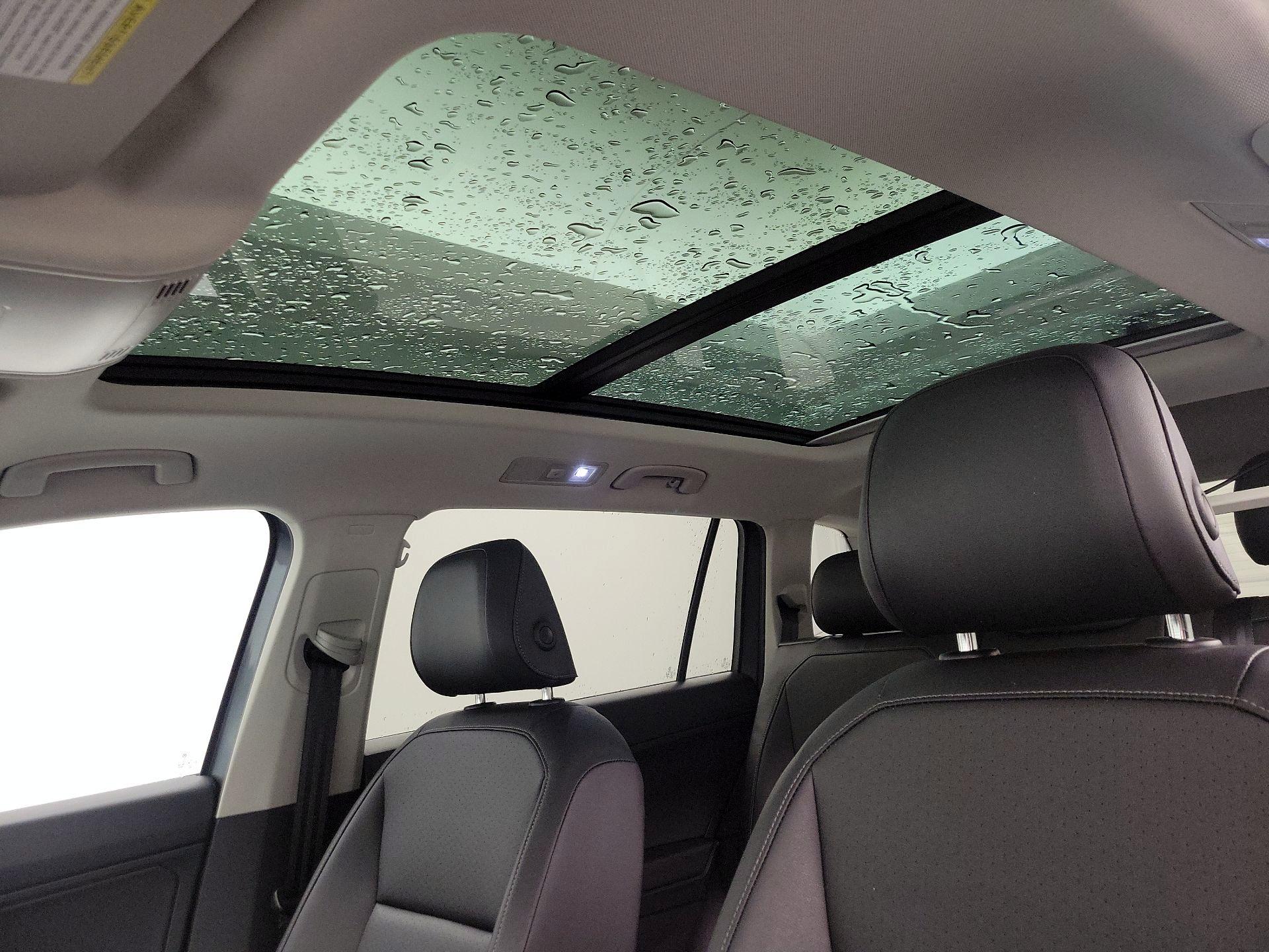 Thumbnail: 2019 Volkswagen Tiguan - 19