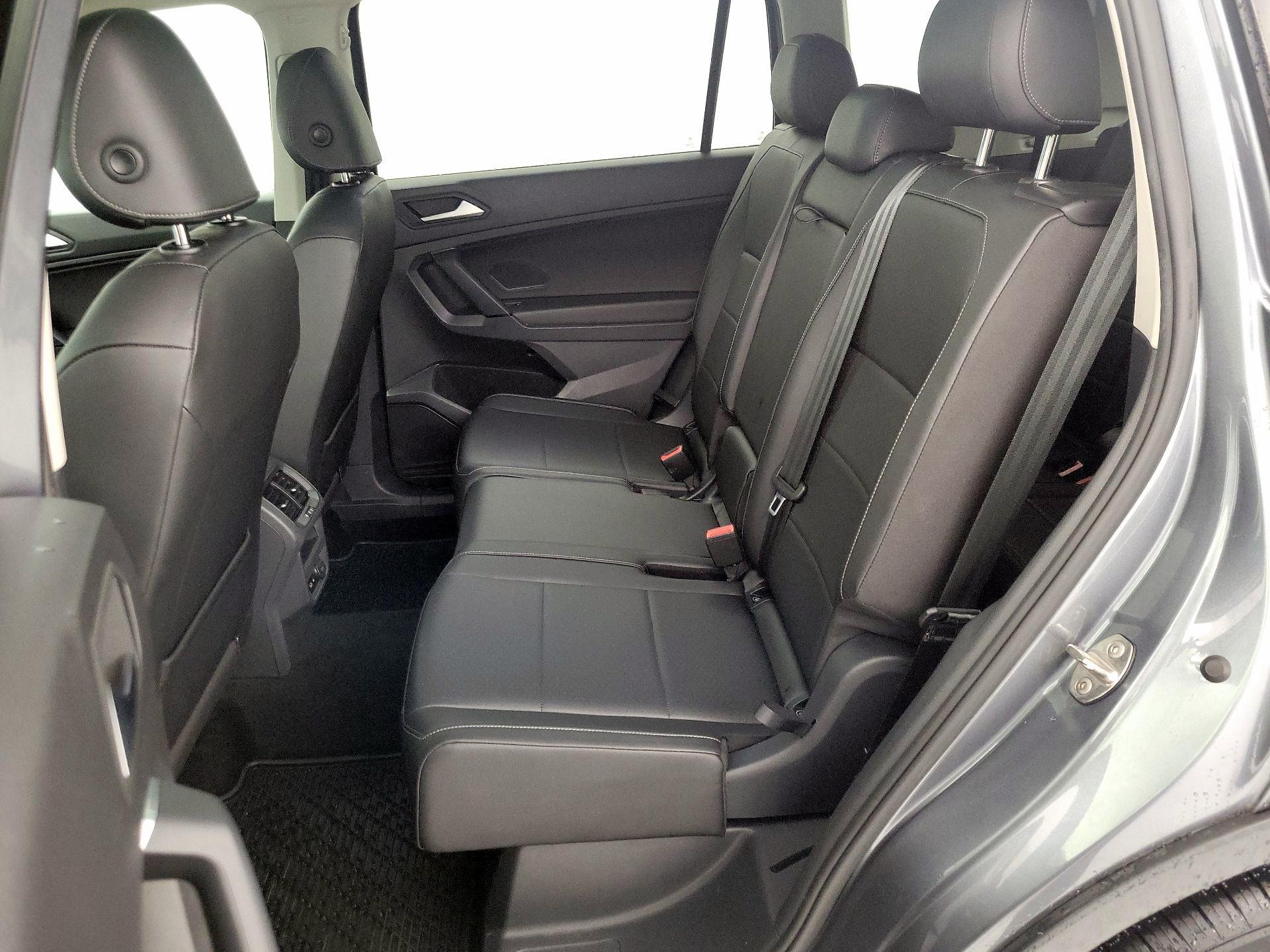 Thumbnail: 2019 Volkswagen Tiguan - 20