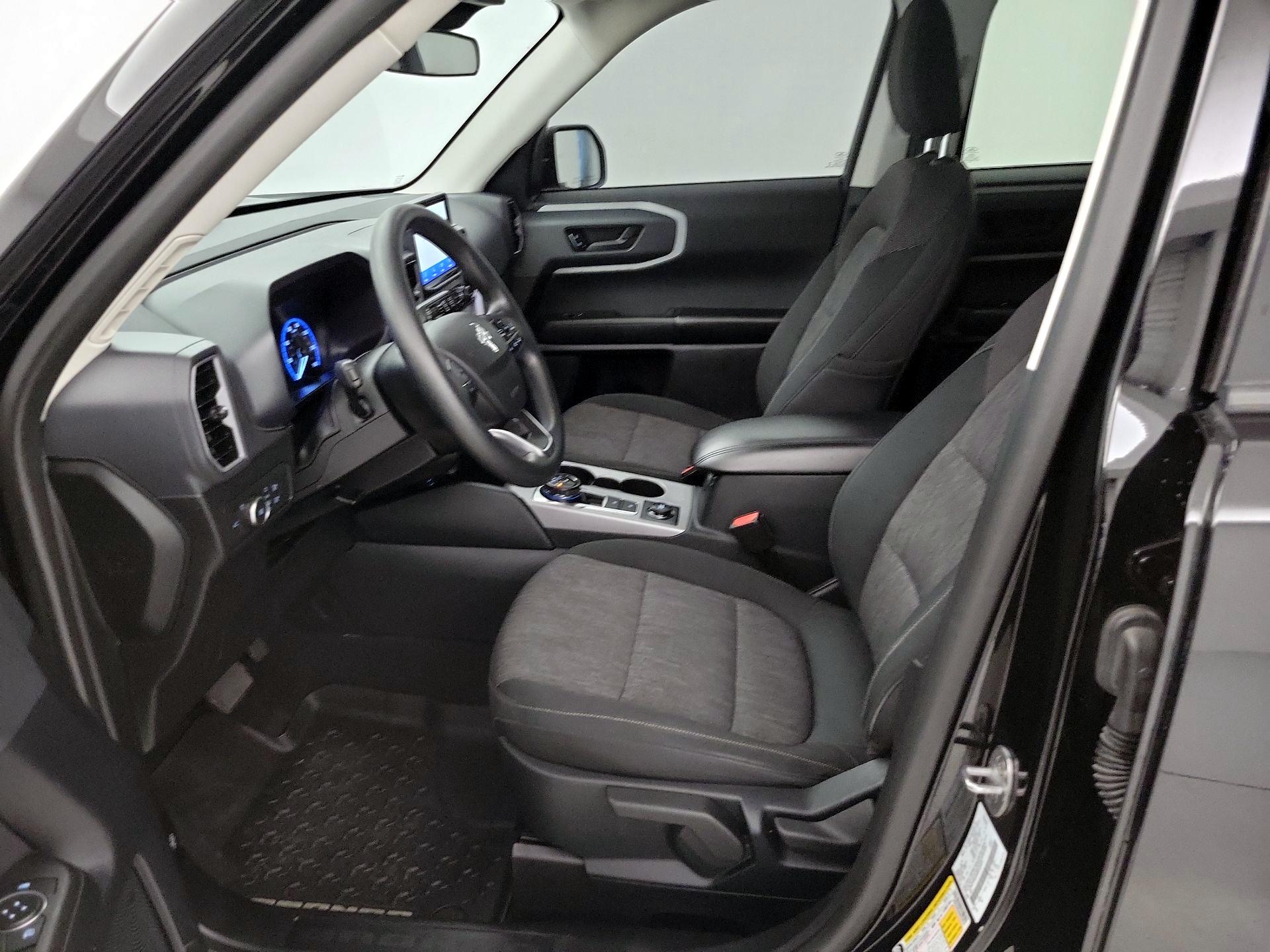 Thumbnail: 2021 Ford Bronco Sport - 11