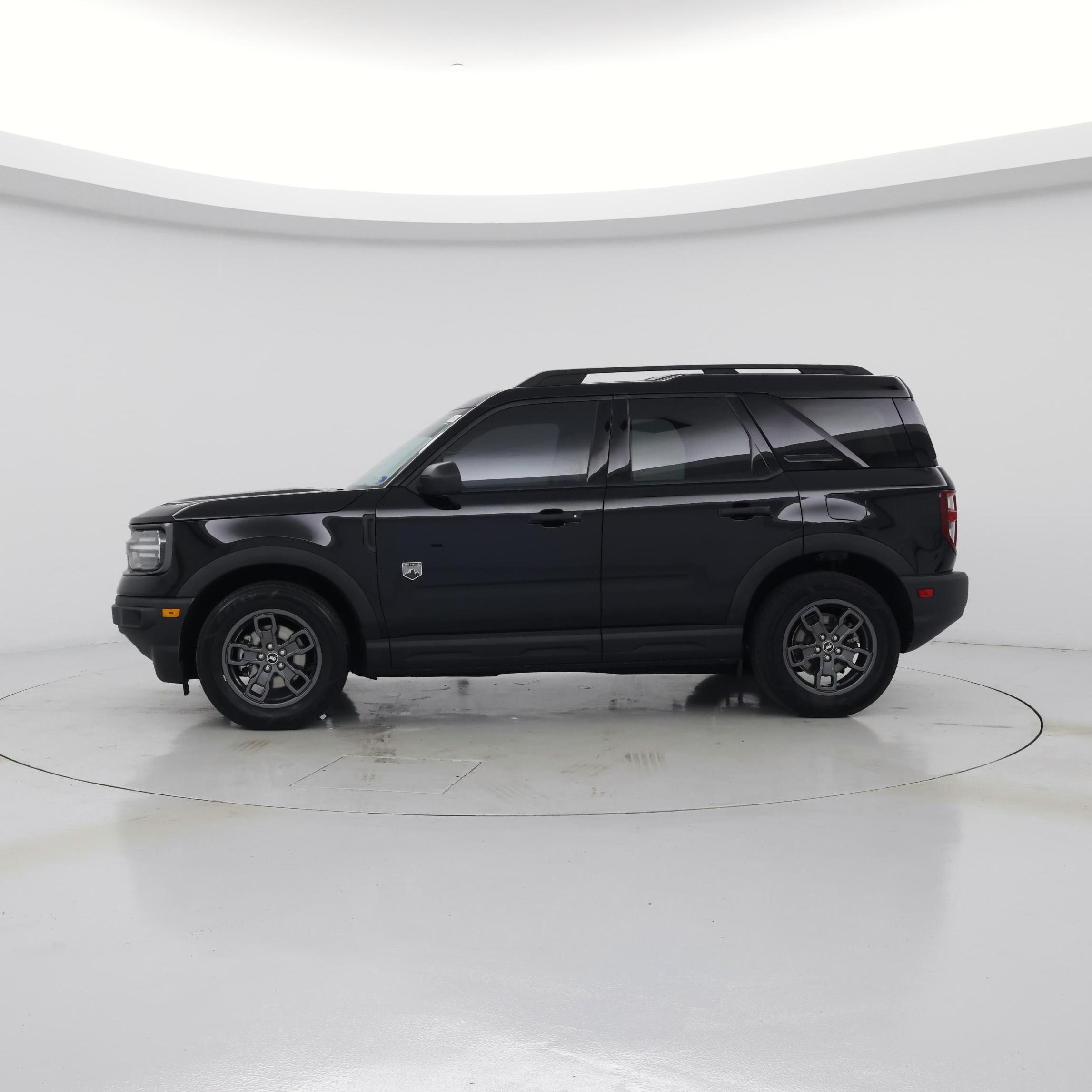 Thumbnail: 2021 Ford Bronco Sport - 3