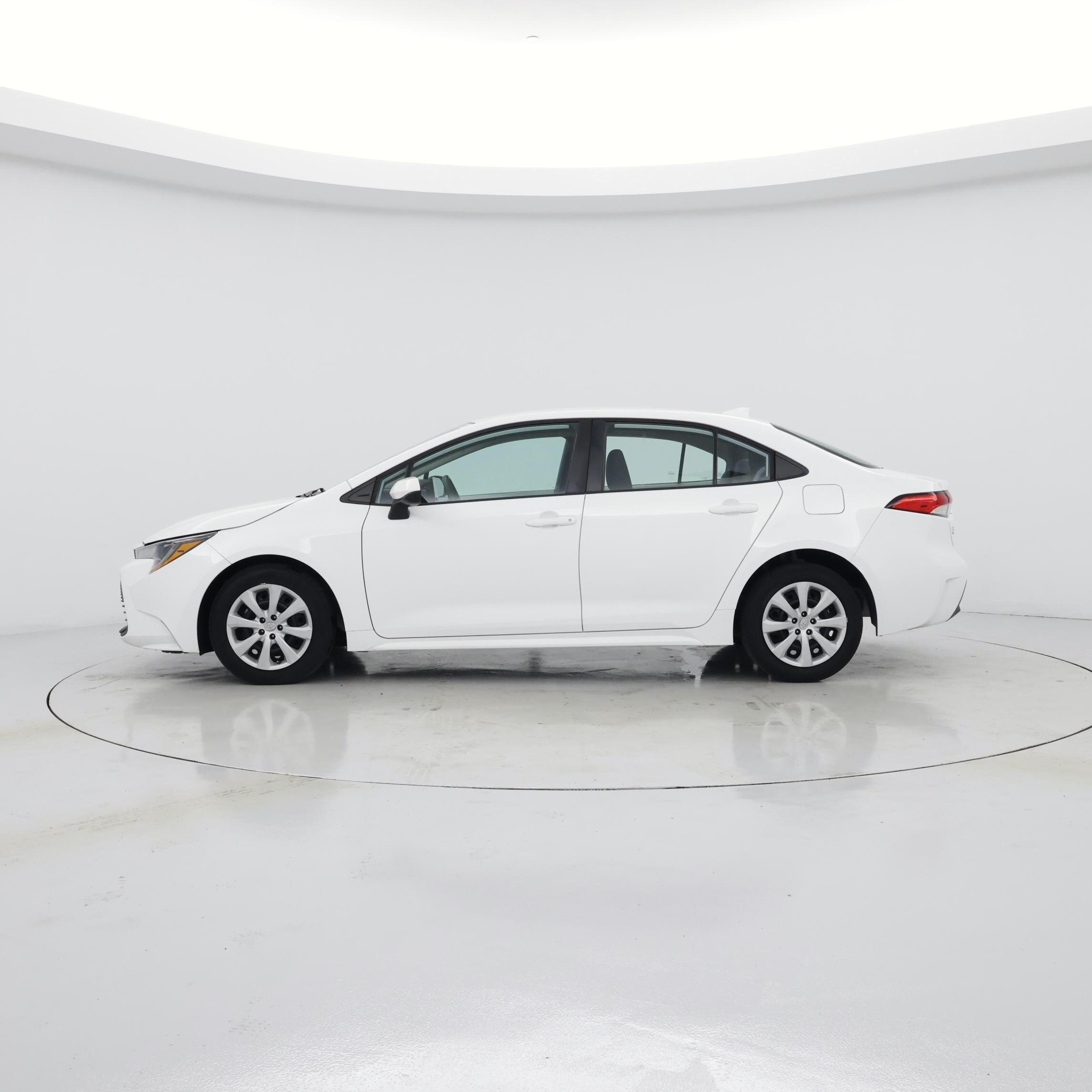 Thumbnail: 2023 Toyota Corolla - 3