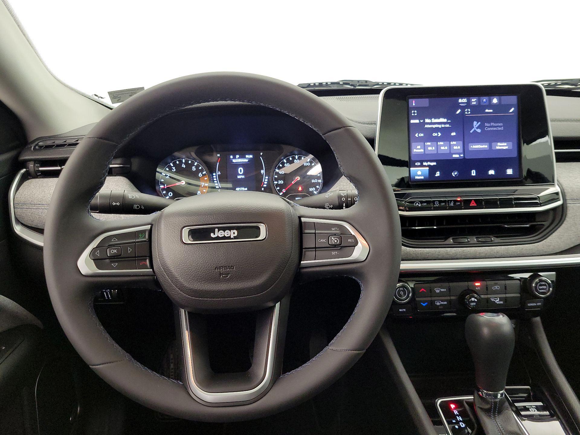 Thumbnail: 2022 Jeep Compass - 10