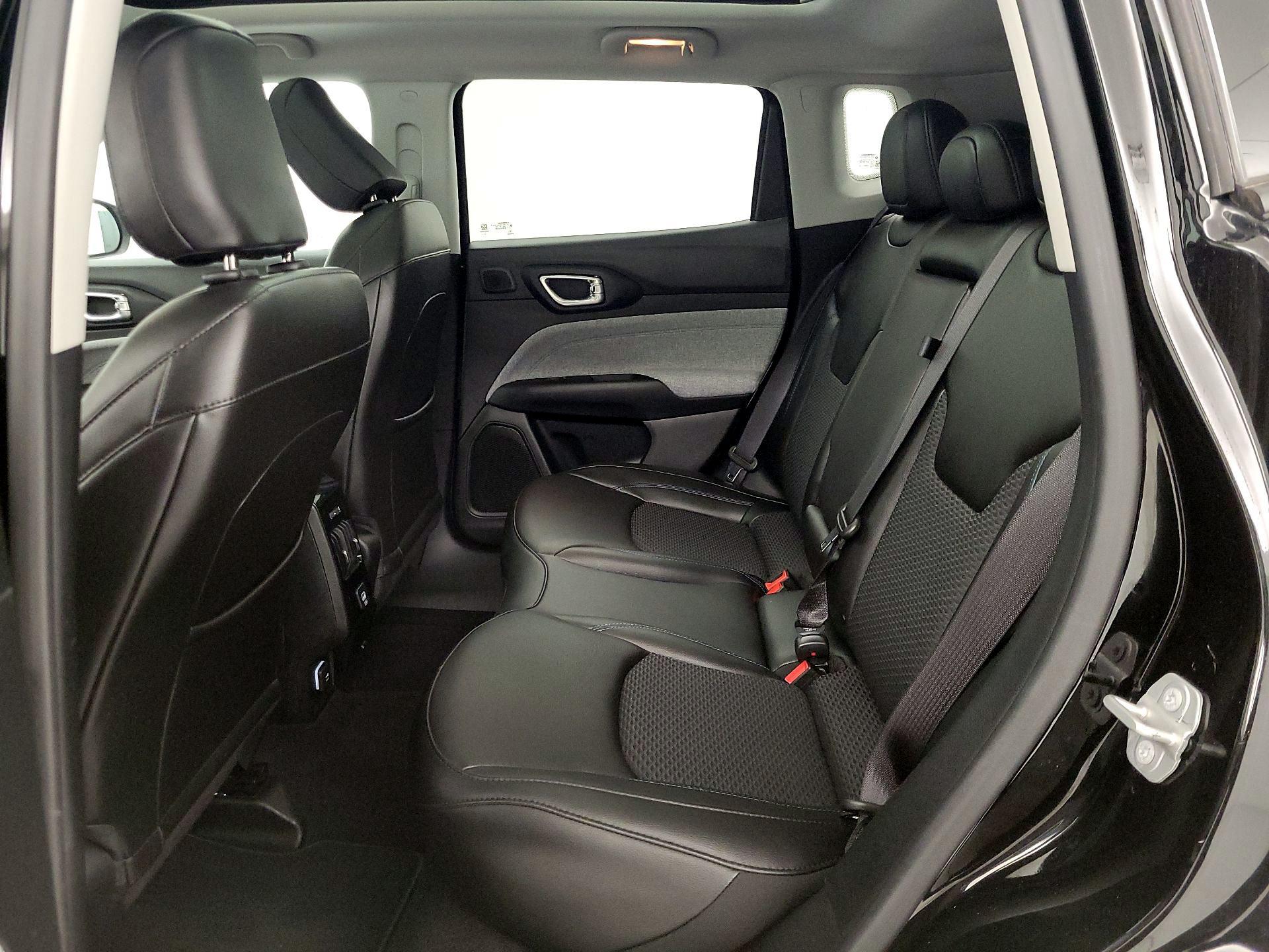 Thumbnail: 2022 Jeep Compass - 20