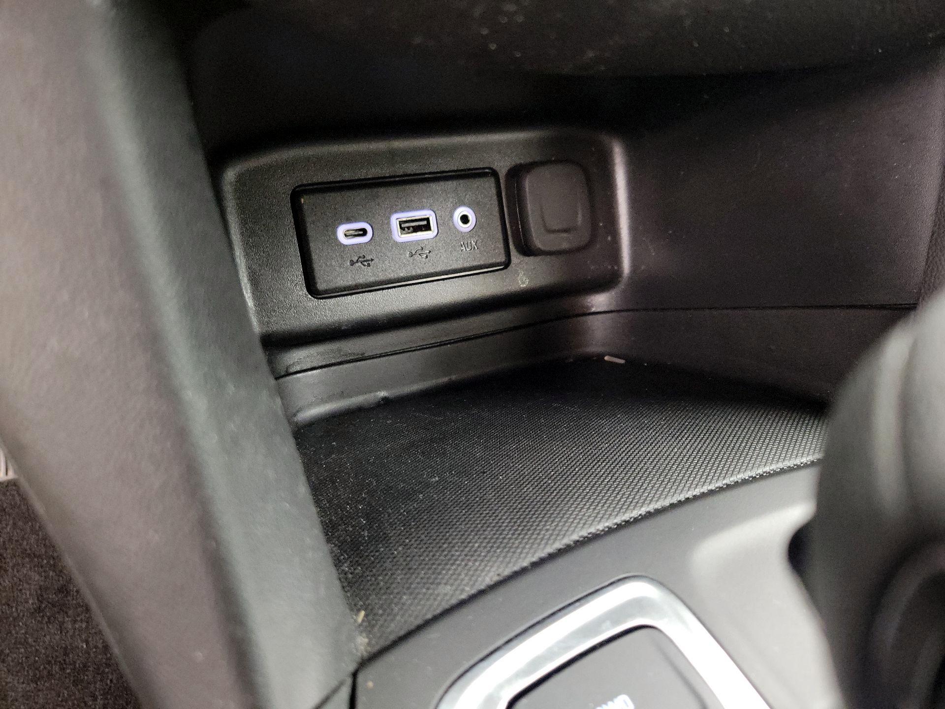 Thumbnail: 2023 Chevrolet Equinox - 18