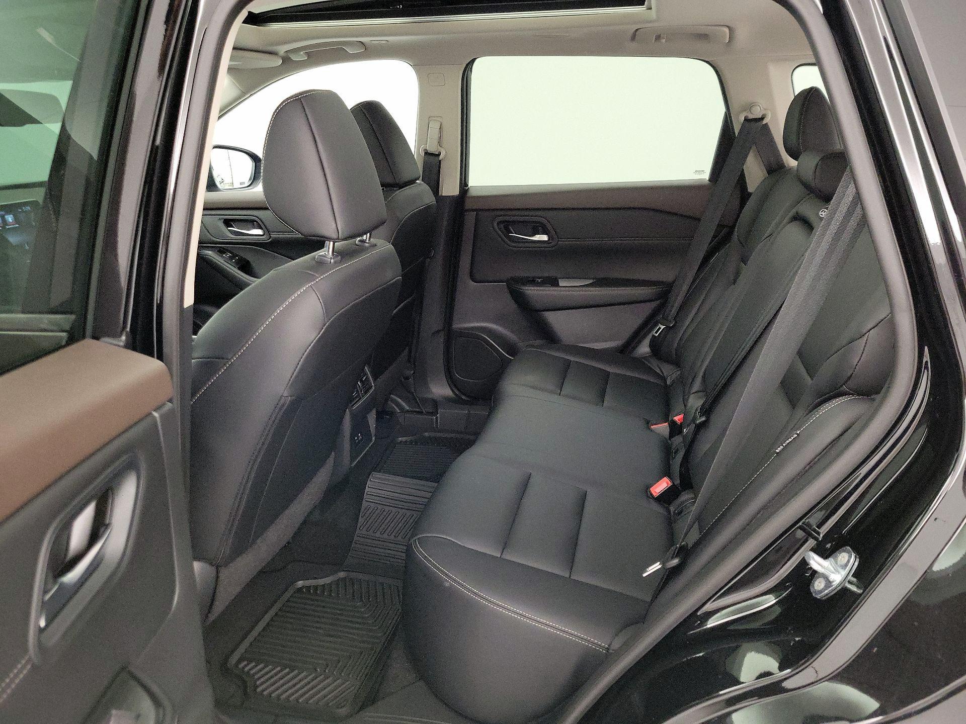 Thumbnail: 2023 Nissan Rogue - 20