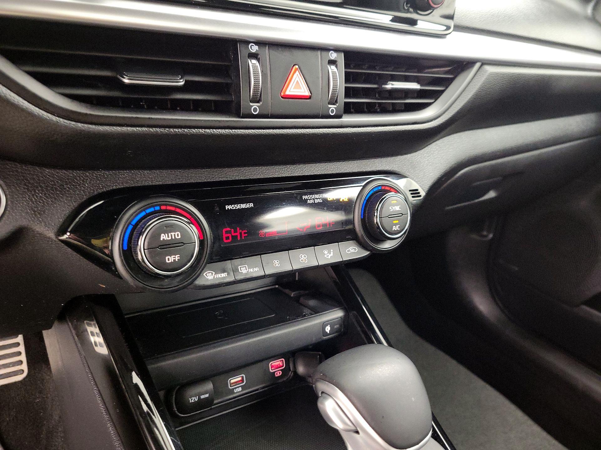 Thumbnail: 2022 Kia Forte - 17