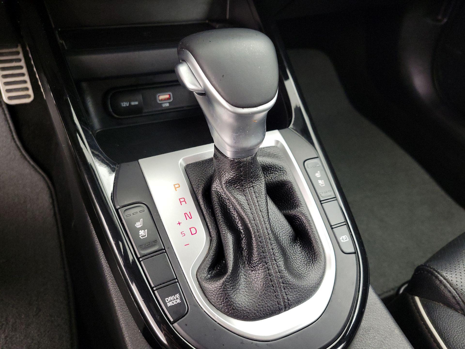 Thumbnail: 2022 Kia Forte - 18