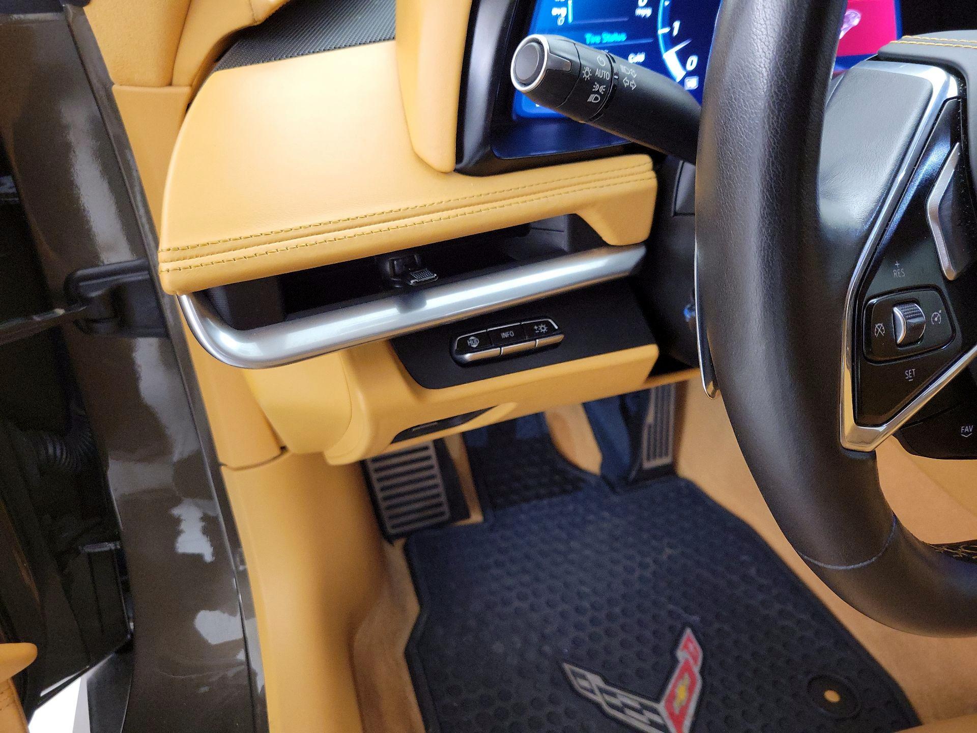 Thumbnail: 2021 Chevrolet Corvette - 13