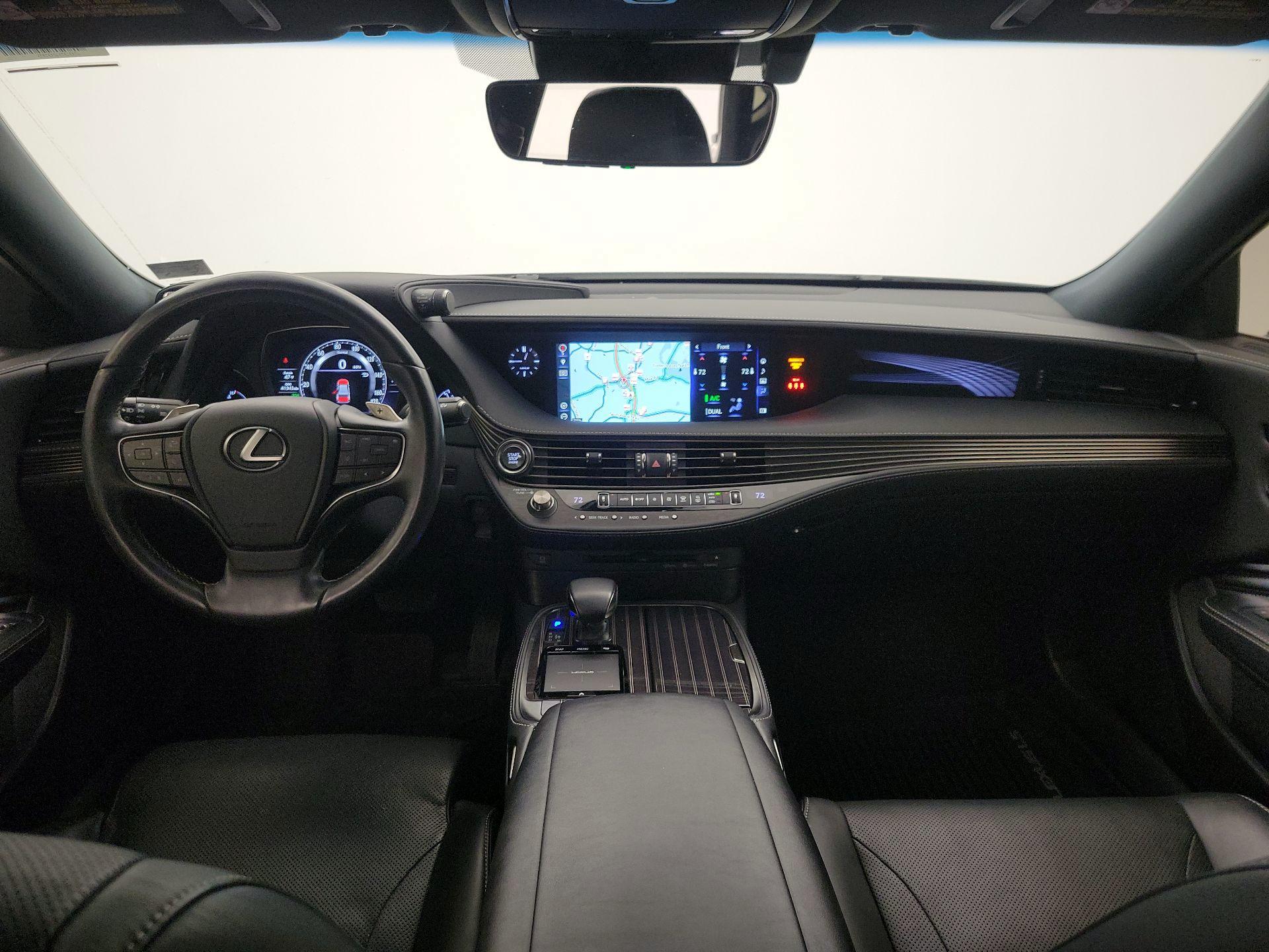 Thumbnail: 2019 Lexus LS - 9