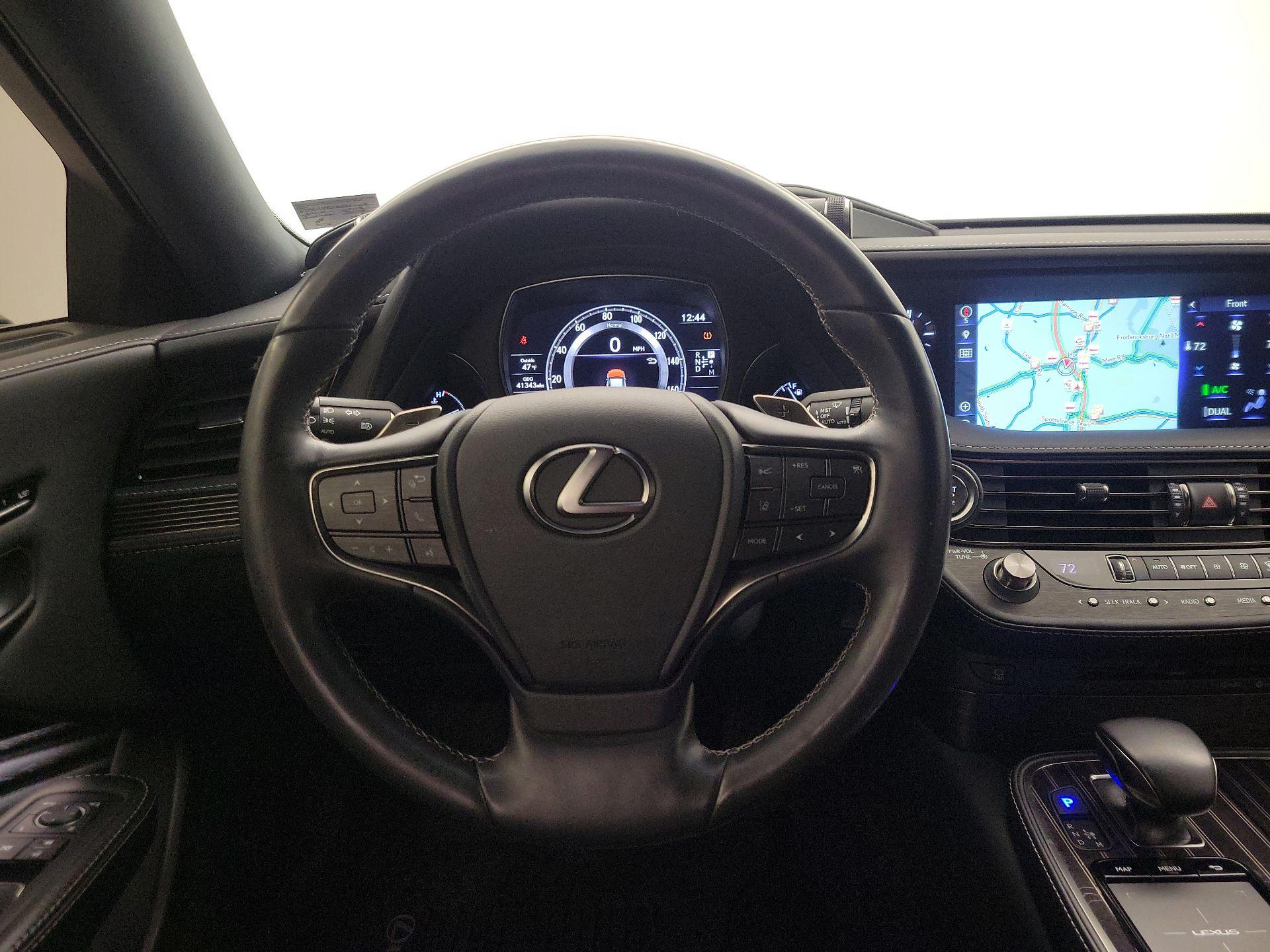 Thumbnail: 2019 Lexus LS - 10