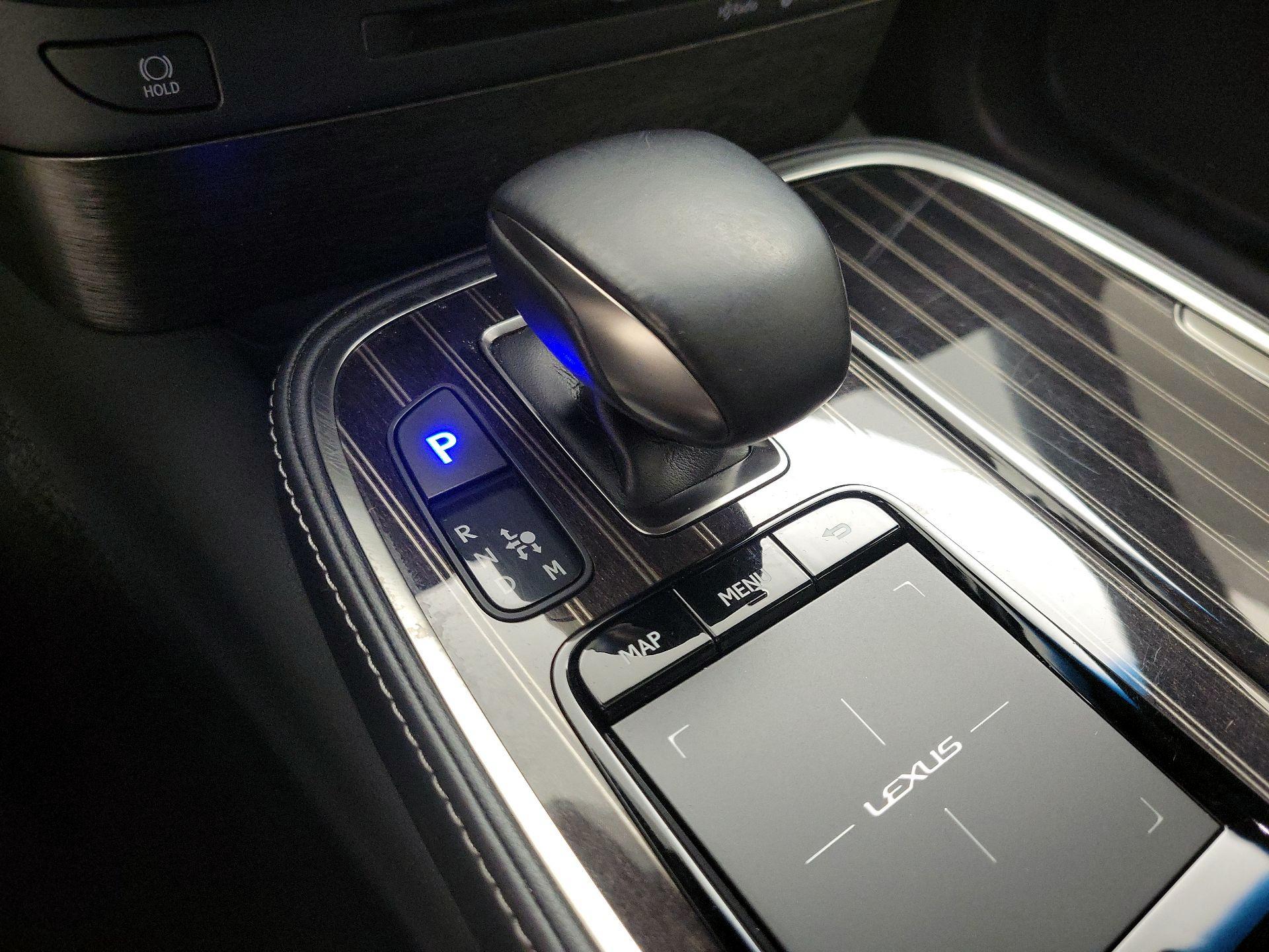 Thumbnail: 2019 Lexus LS - 18