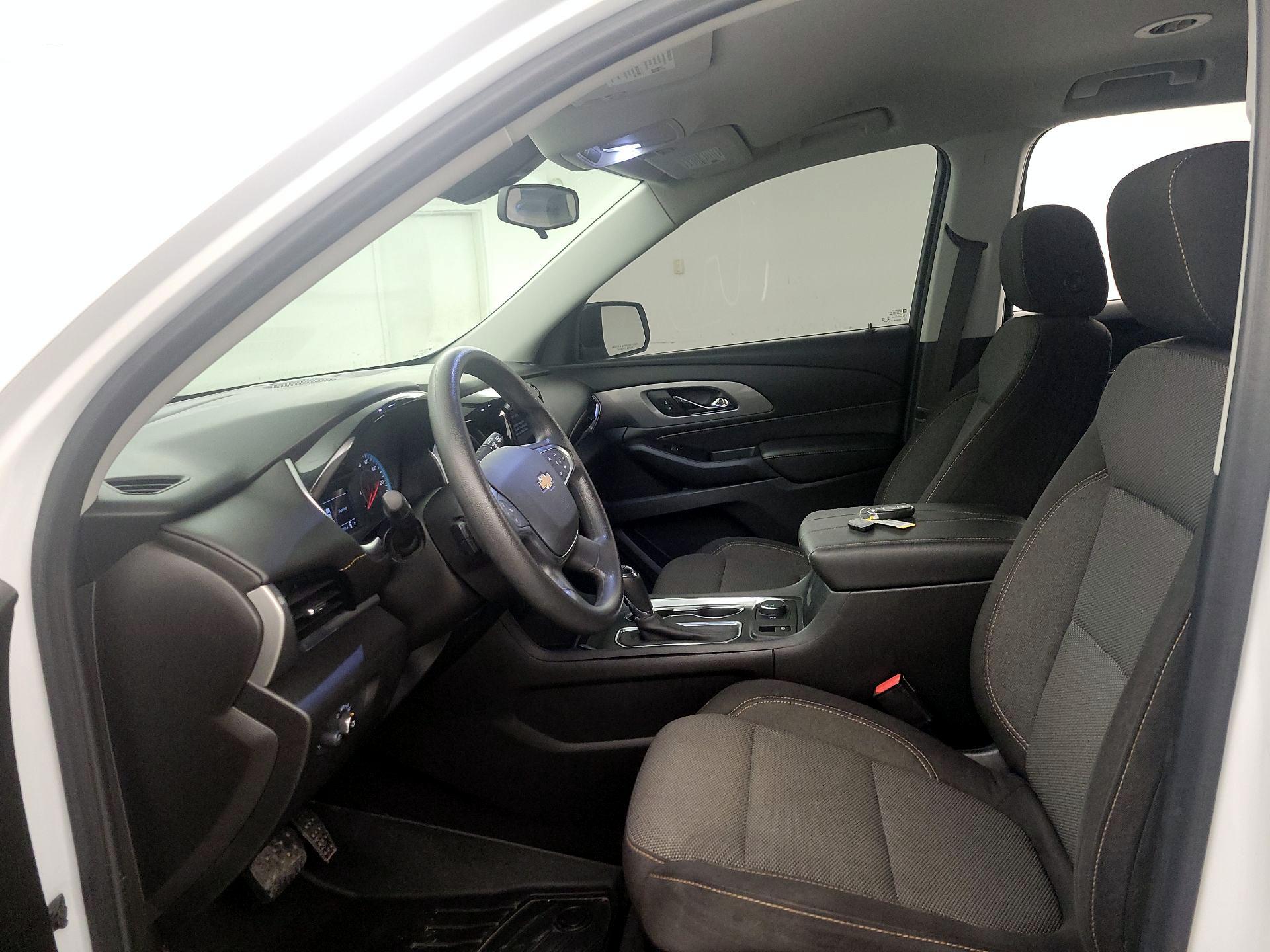 Thumbnail: 2020 Chevrolet Traverse - 11