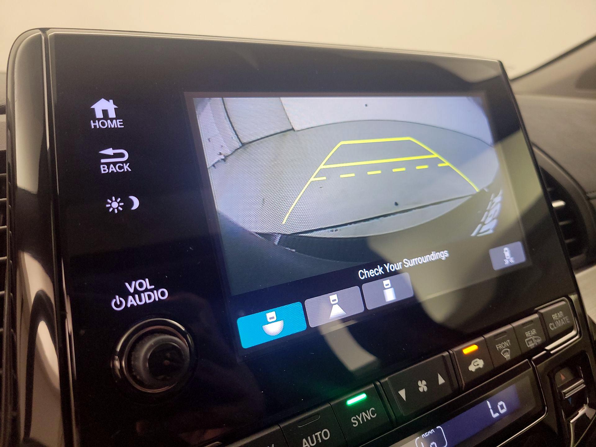 Thumbnail: 2019 Honda Odyssey - 15