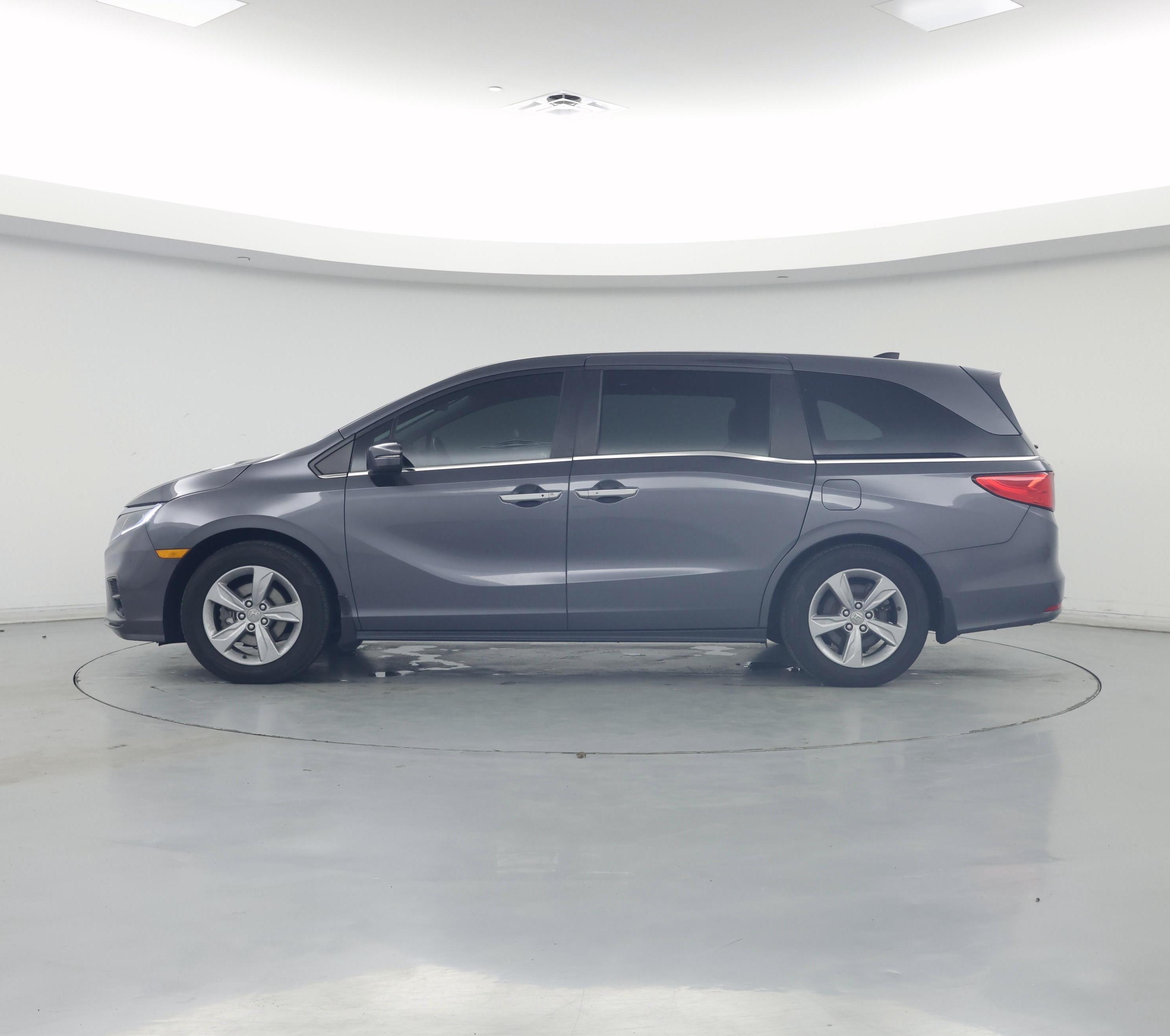 Thumbnail: 2019 Honda Odyssey - 3