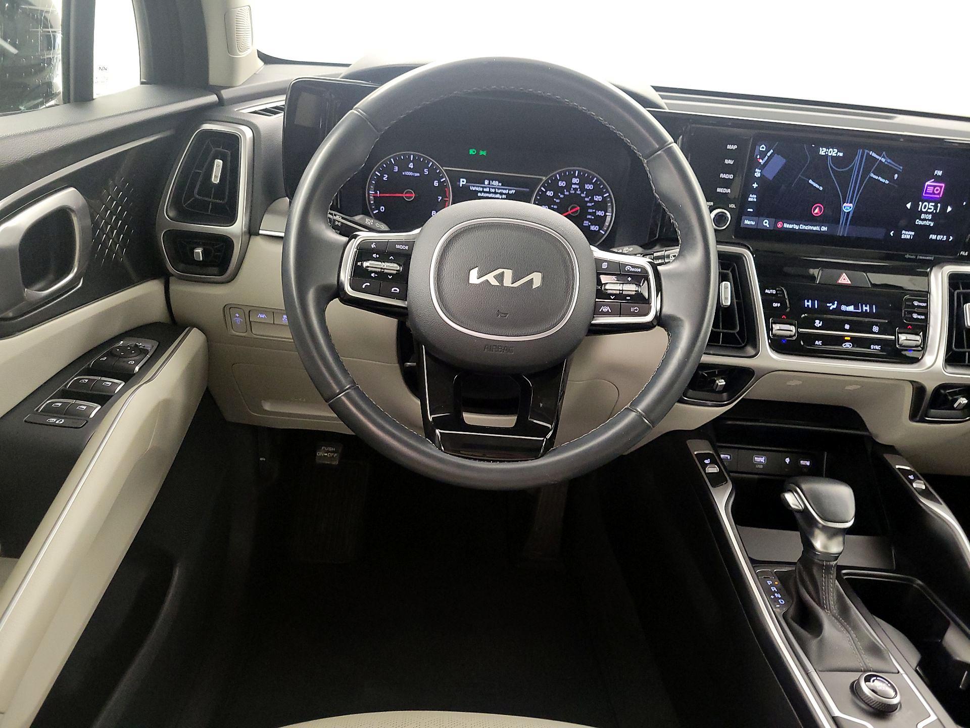 Thumbnail: 2023 Kia Sorento - 10