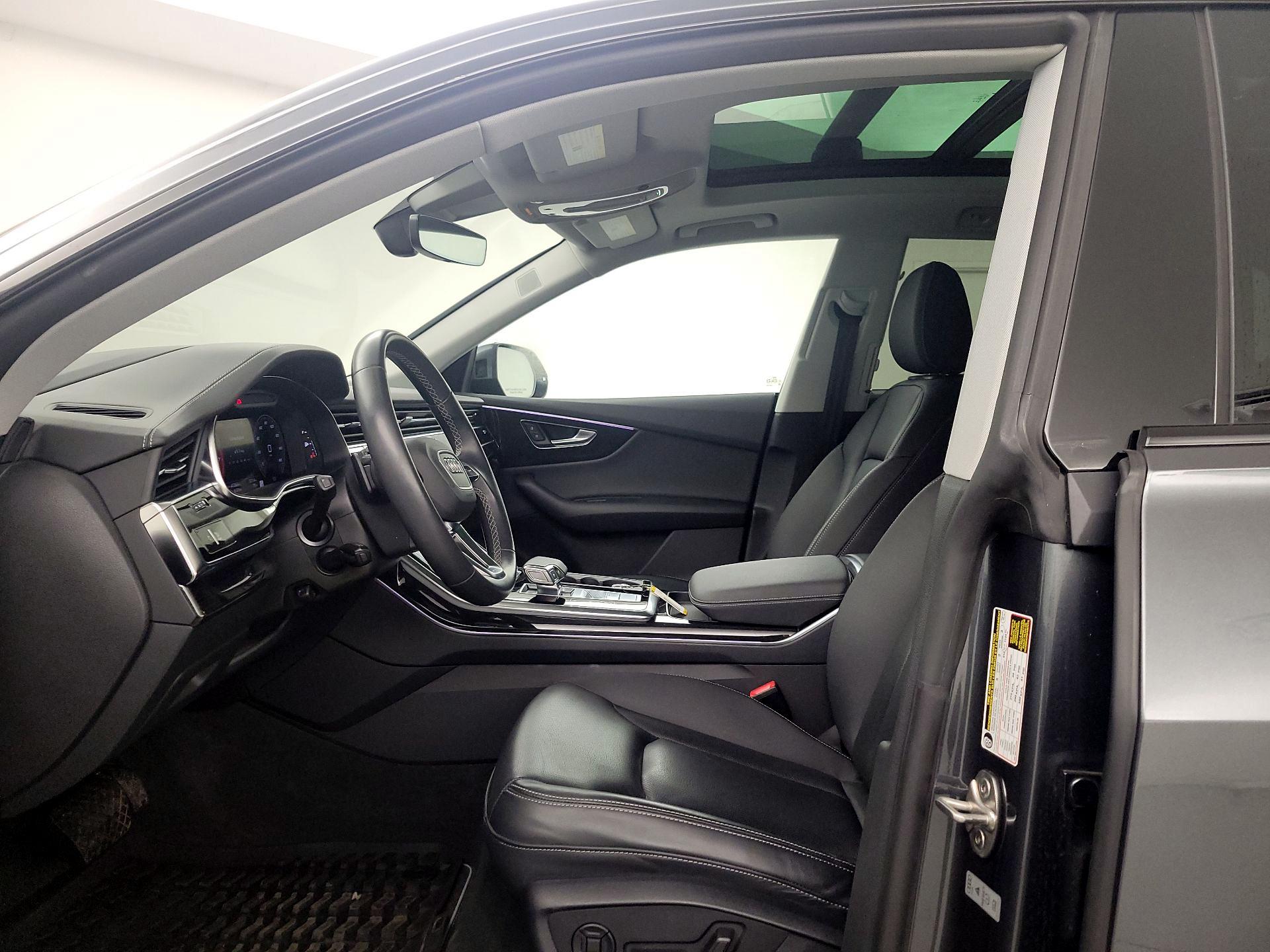 Thumbnail: 2021 Audi Q8 - 11