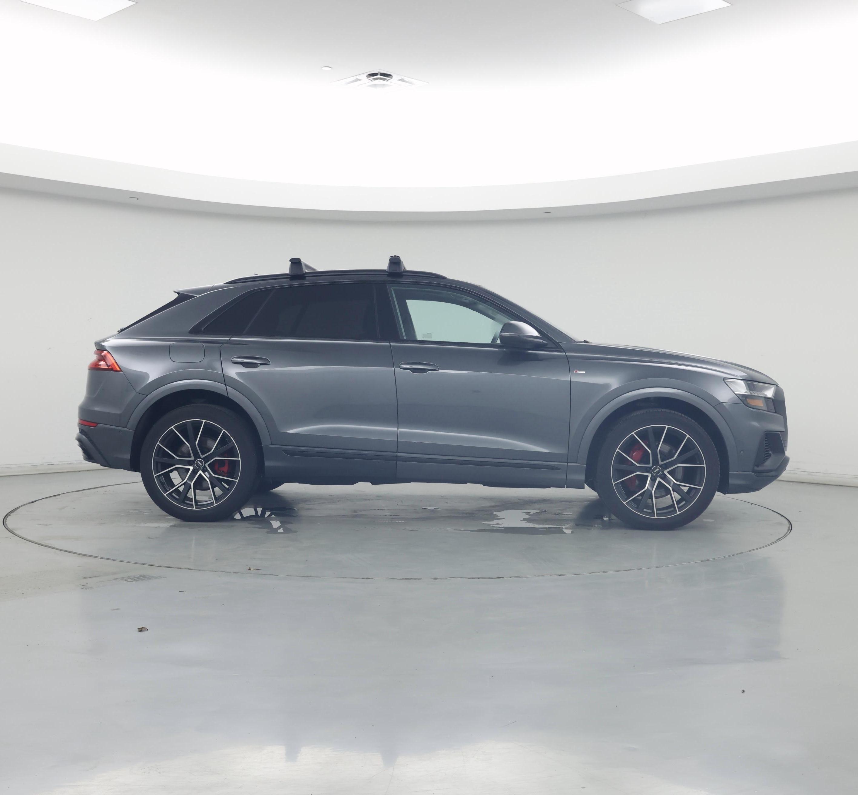 Thumbnail: 2021 Audi Q8 - 7