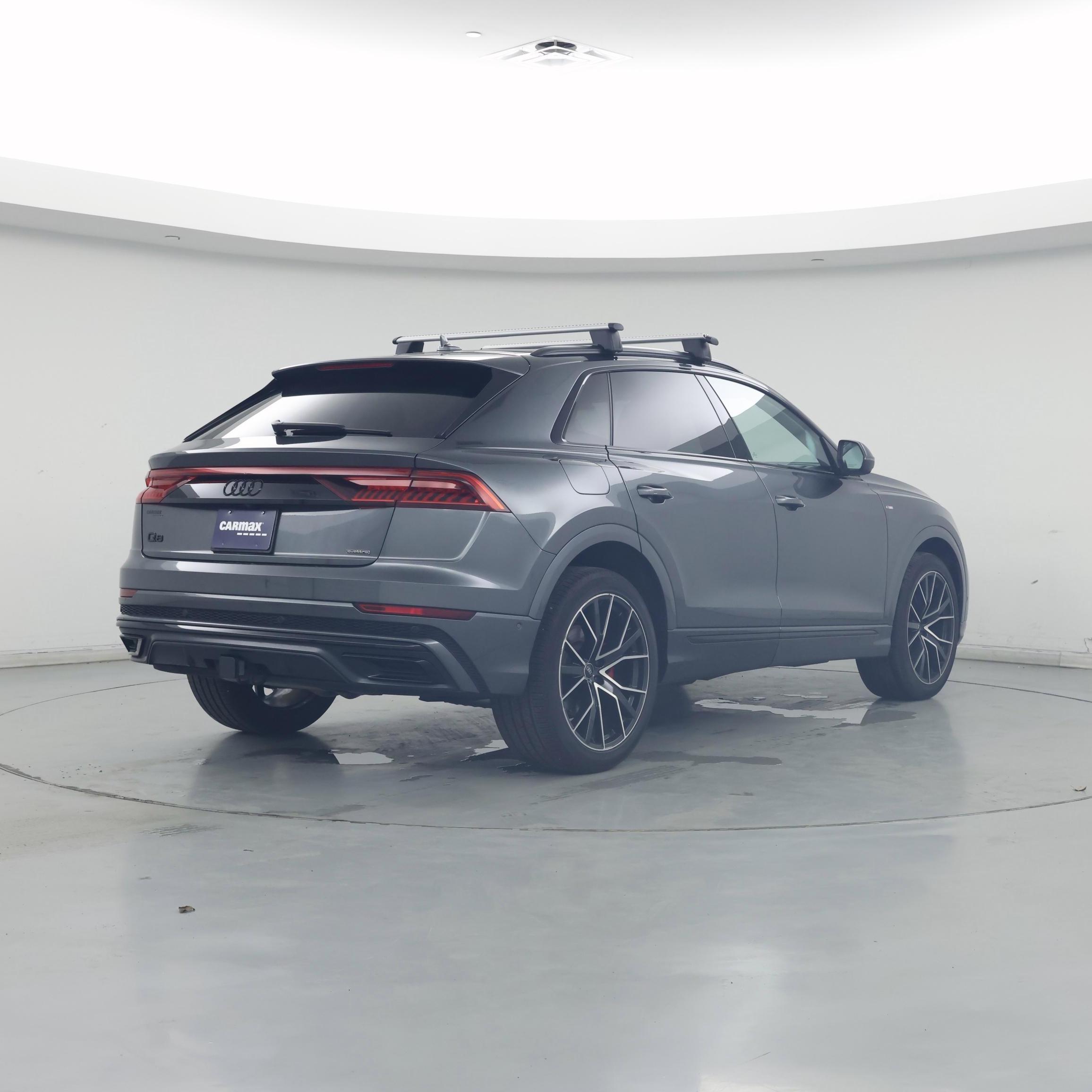 Thumbnail: 2021 Audi Q8 - 8