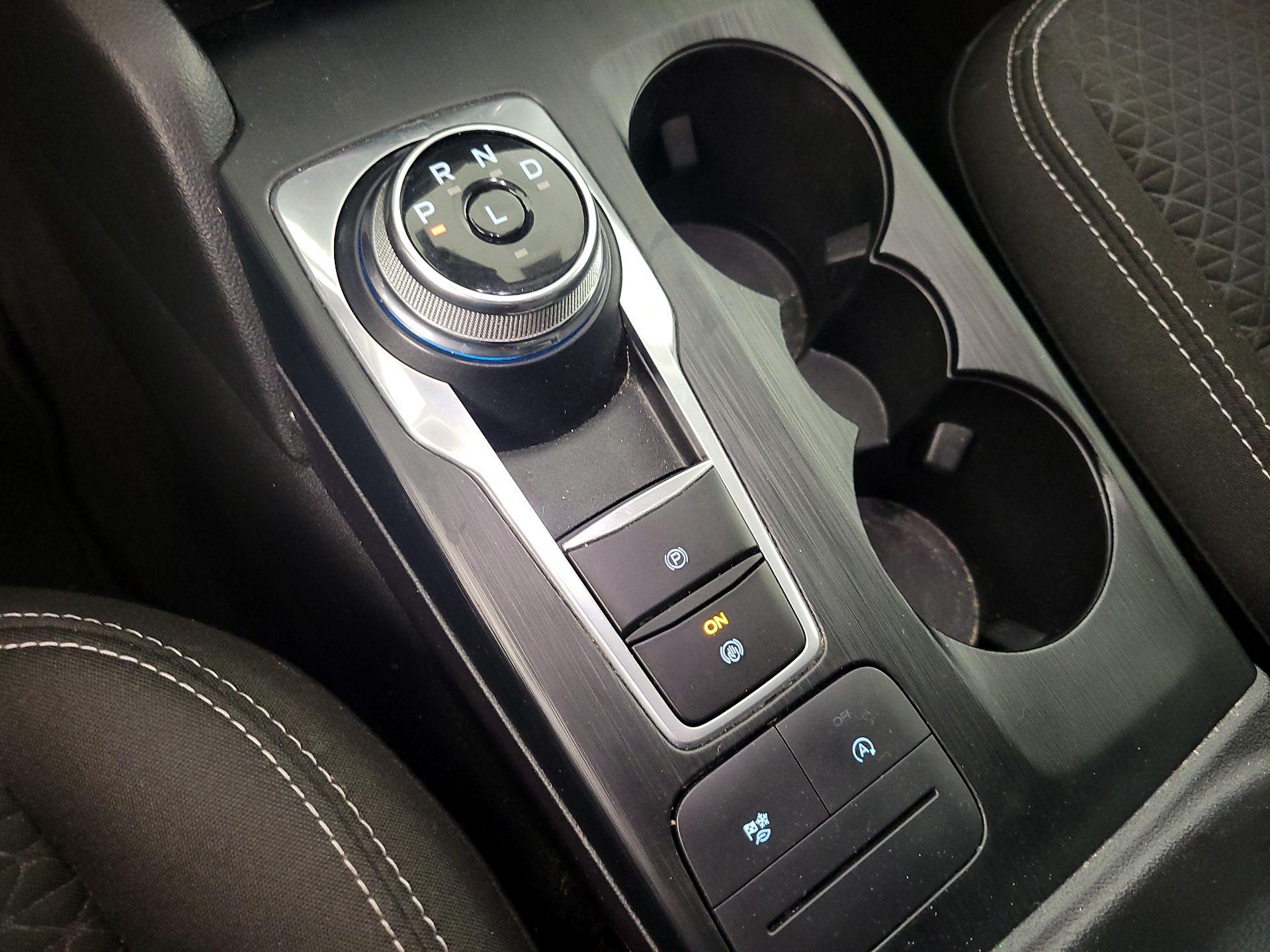 Thumbnail: 2023 Ford Escape - 17