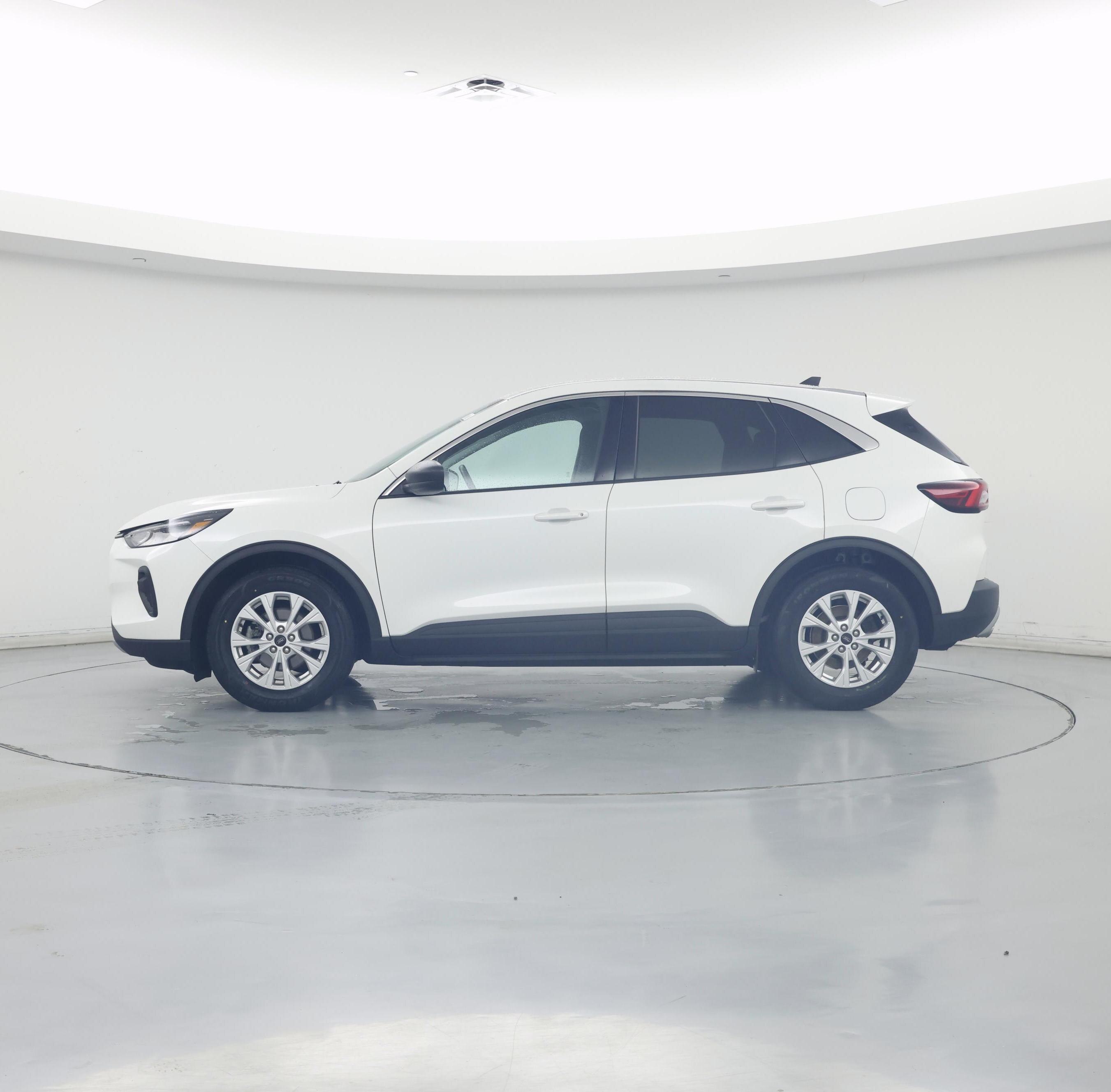 Thumbnail: 2023 Ford Escape - 3