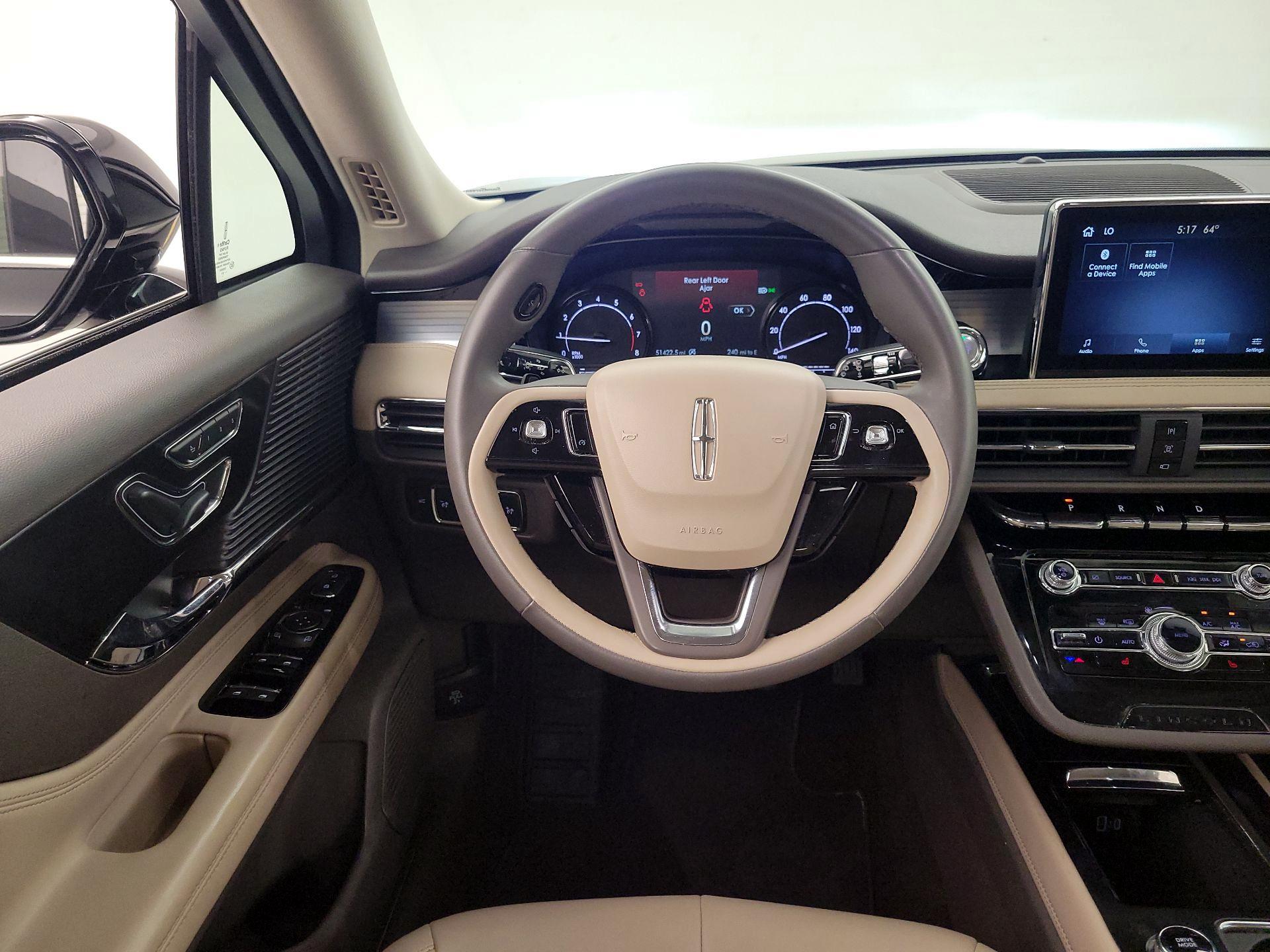 Thumbnail: 2022 Lincoln Corsair - 10