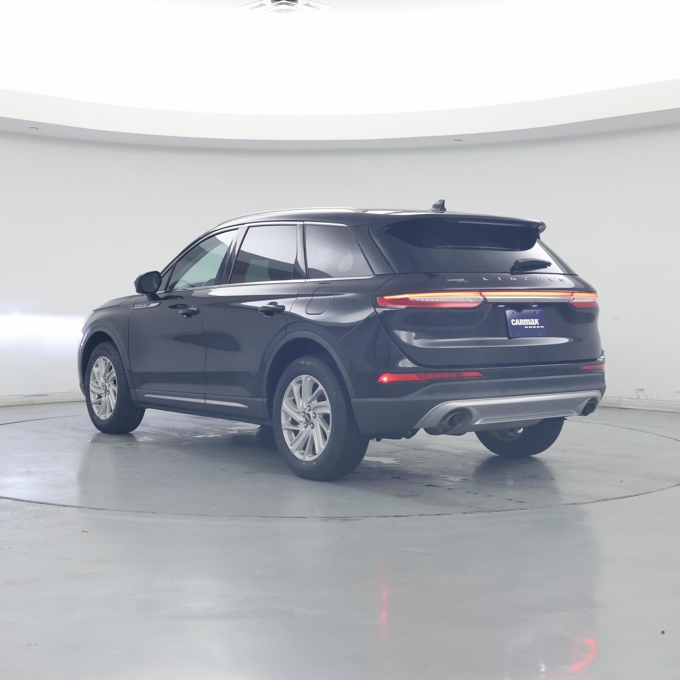 Thumbnail: 2022 Lincoln Corsair - 2